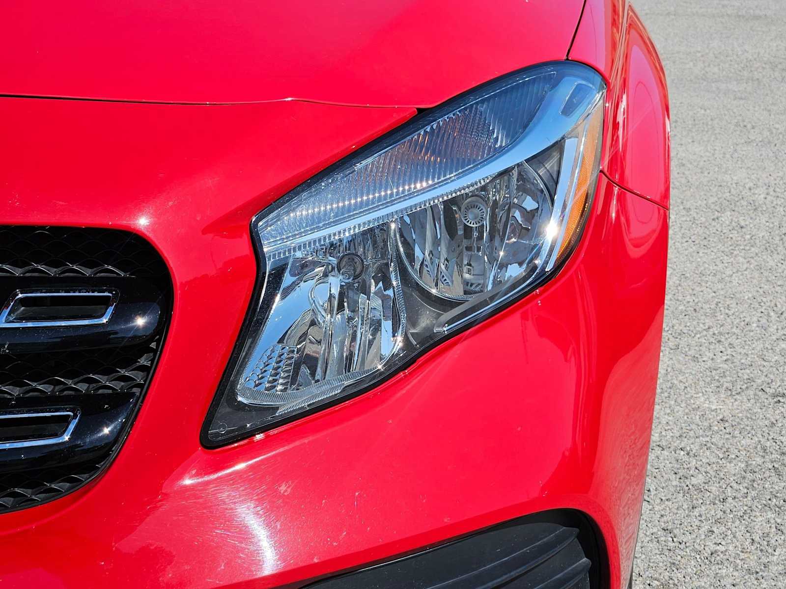 Thumbnail: 2018 Mercedes-Benz GLA - 10