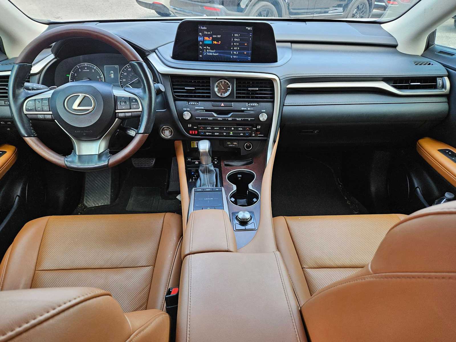 Thumbnail: 2021 Lexus RX - 15