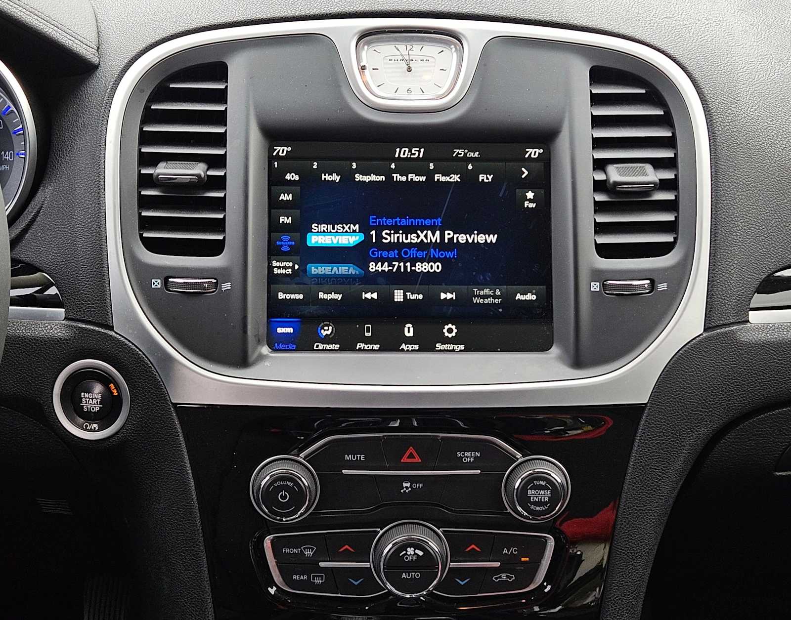 Thumbnail: 2023 Chrysler 300 - 20