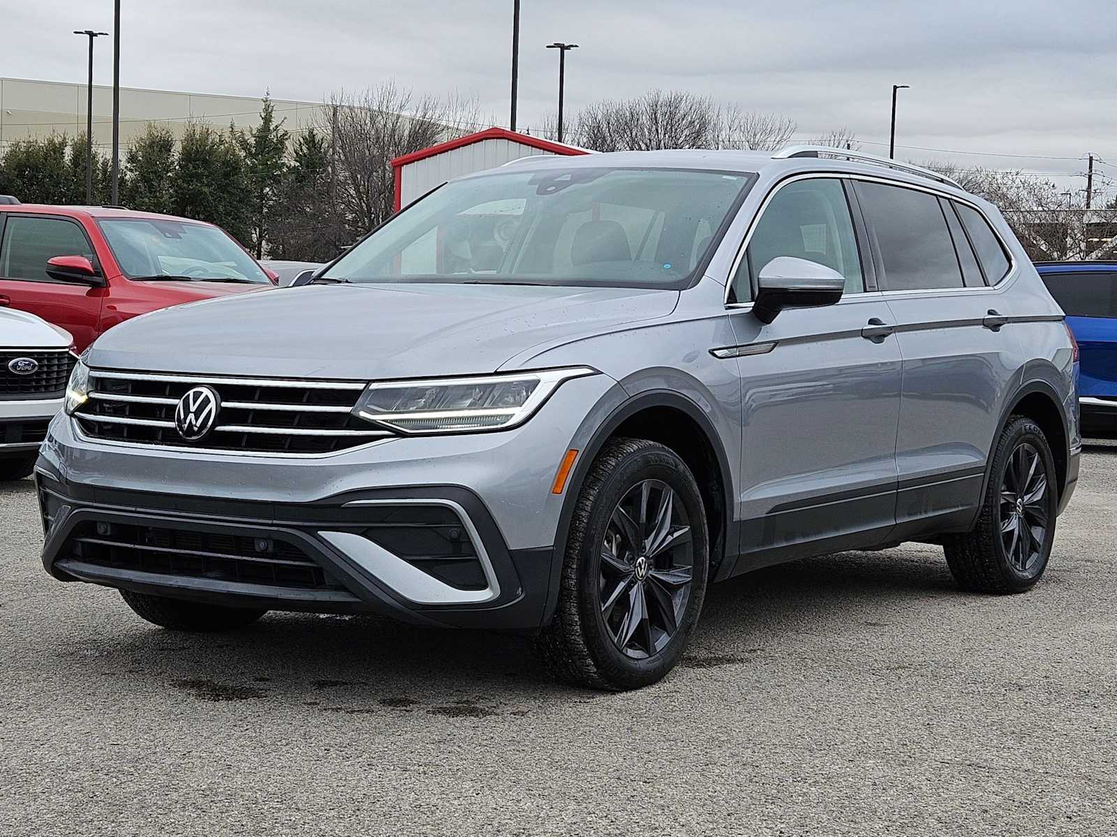 Thumbnail: 2024 Volkswagen Tiguan - 10