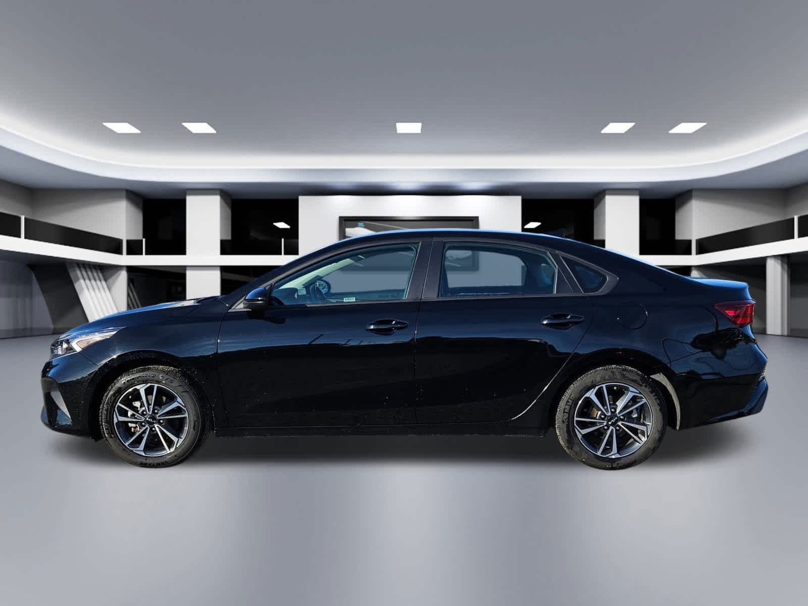 Thumbnail: 2024 Kia Forte - 2
