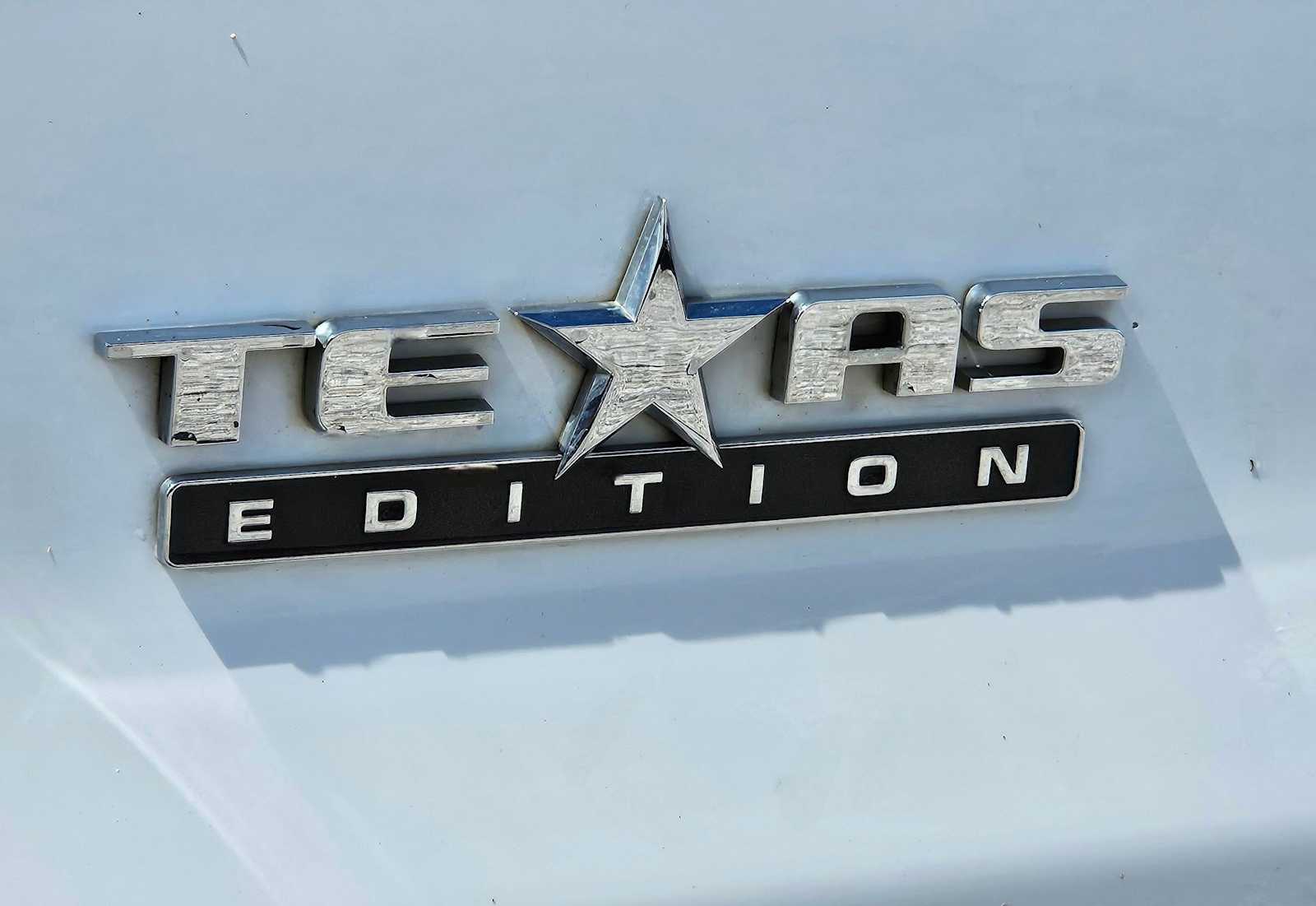 Thumbnail: 2016 Chevrolet Silverado 1500 - 12