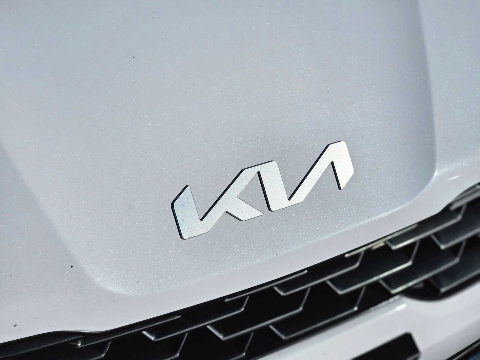 Thumbnail: 2023 Kia K5 - 12