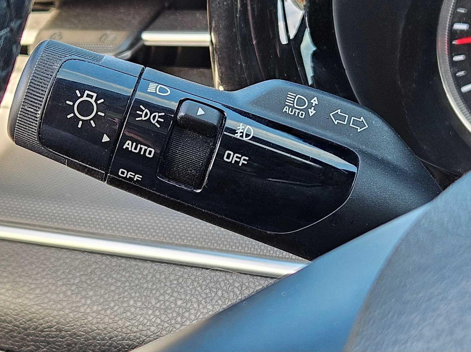 Thumbnail: 2024 Kia K5 - 16