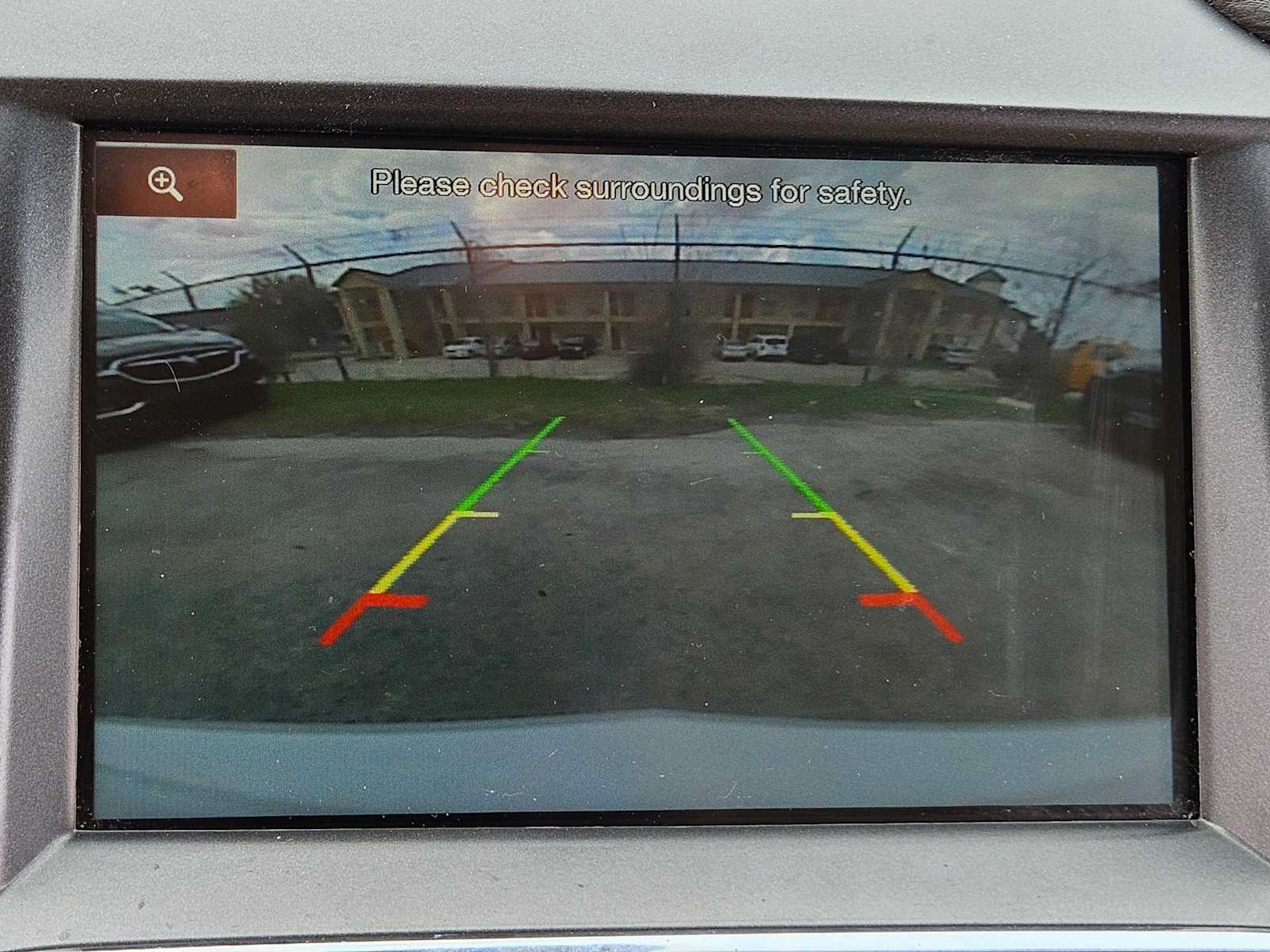 Thumbnail: 2015 Lincoln MKS - 20