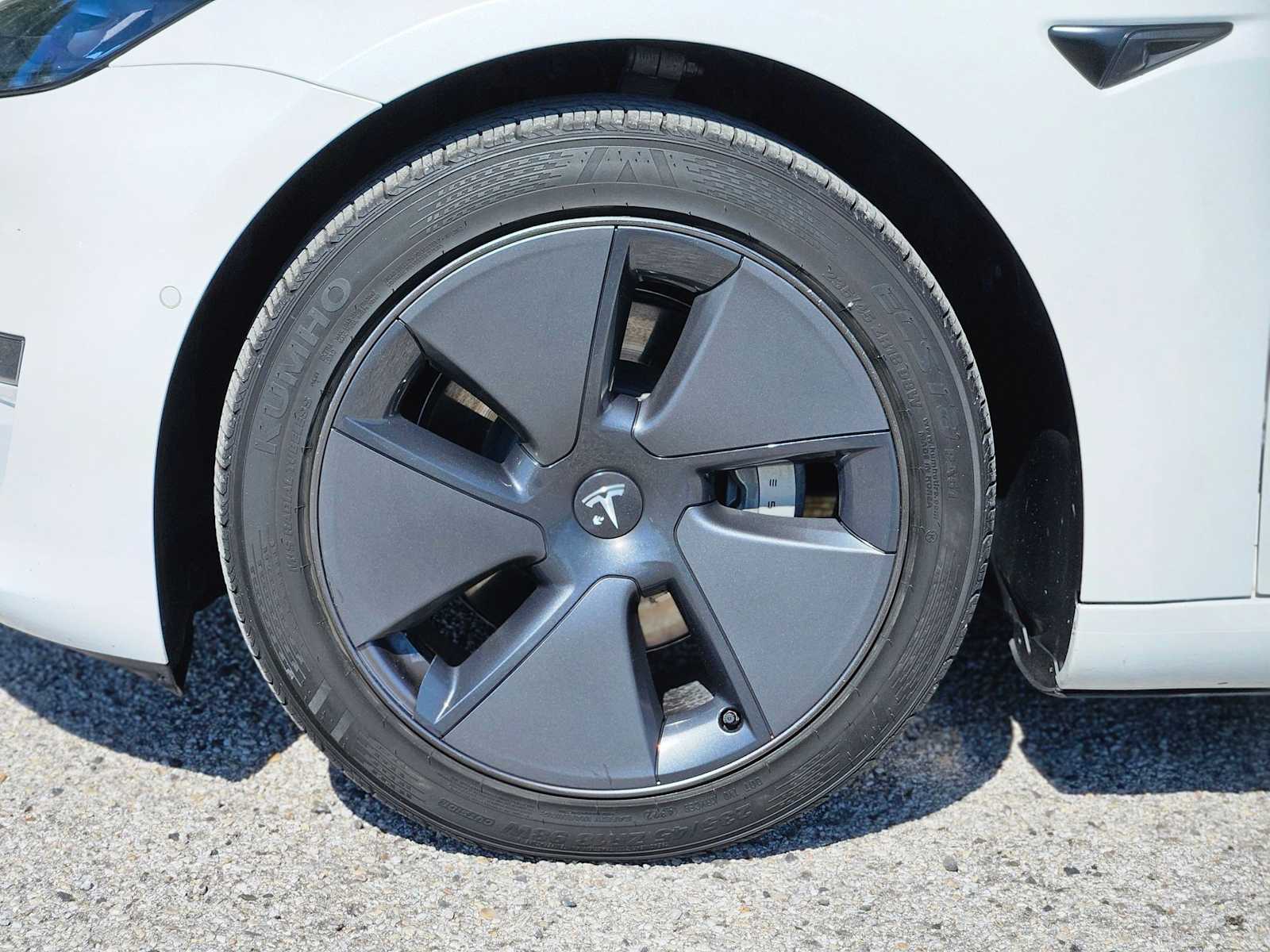 Thumbnail: 2021 Tesla Model 3 - 13