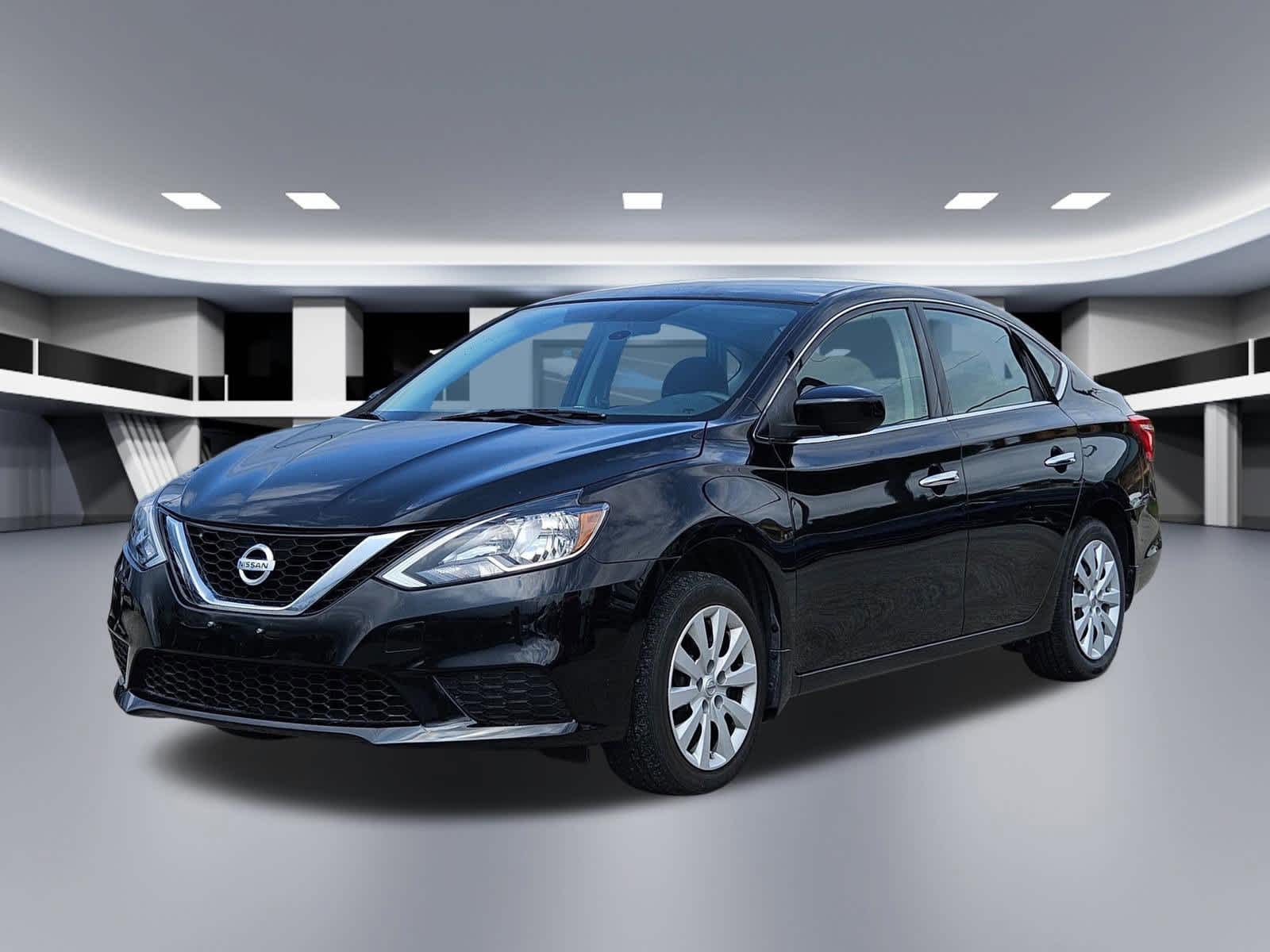 Thumbnail: 2017 Nissan Sentra - 9