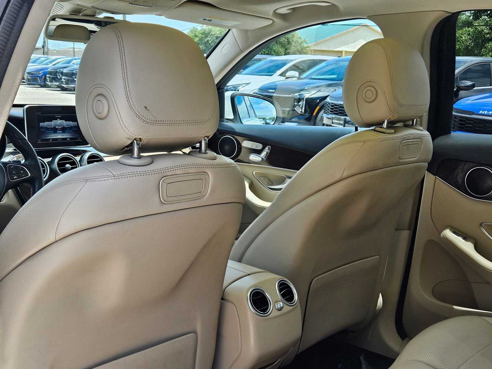Thumbnail: 2019 Mercedes-Benz GLC - 19