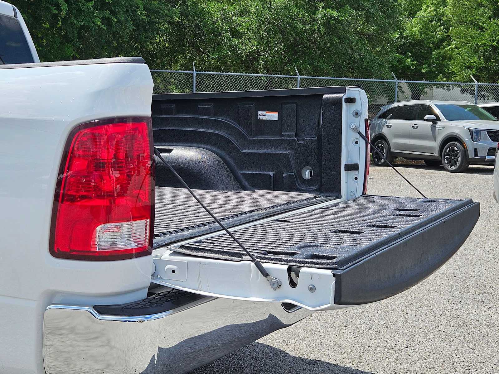 Thumbnail: 2024 RAM 1500 Classic - 27