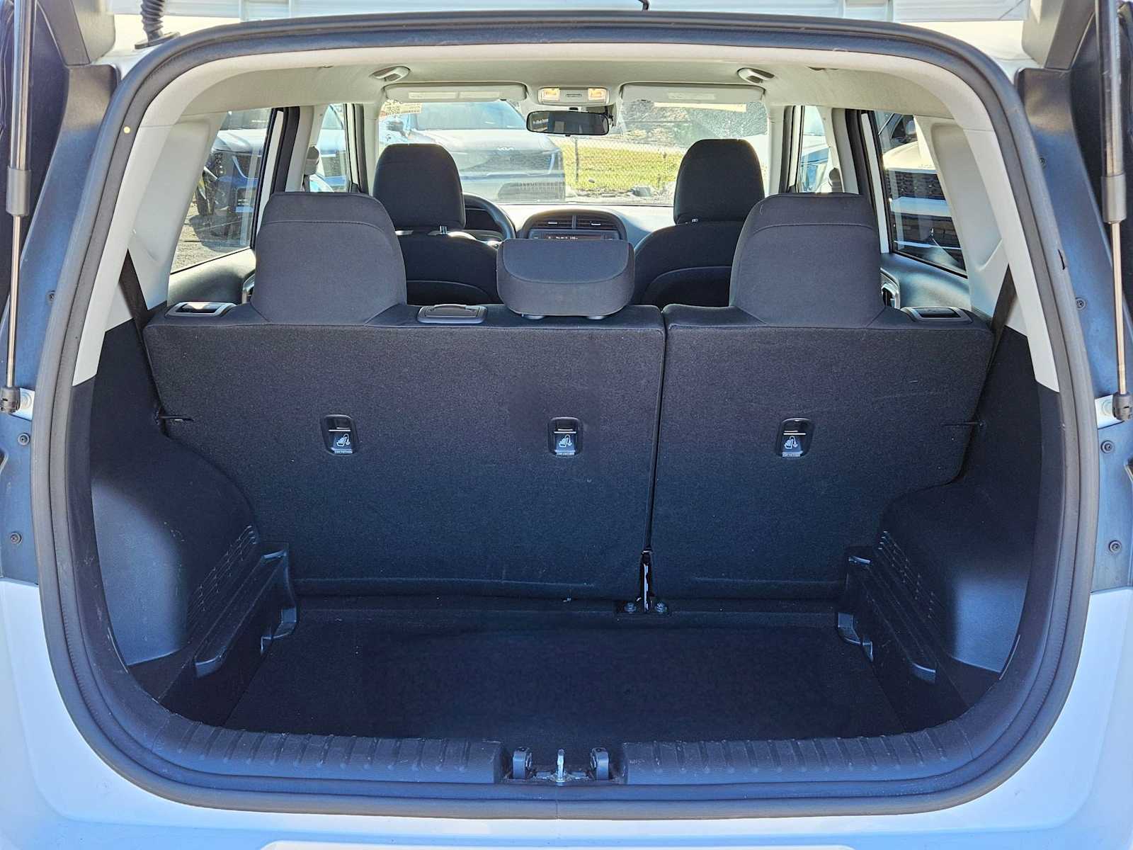 Thumbnail: 2024 Kia Soul - 26