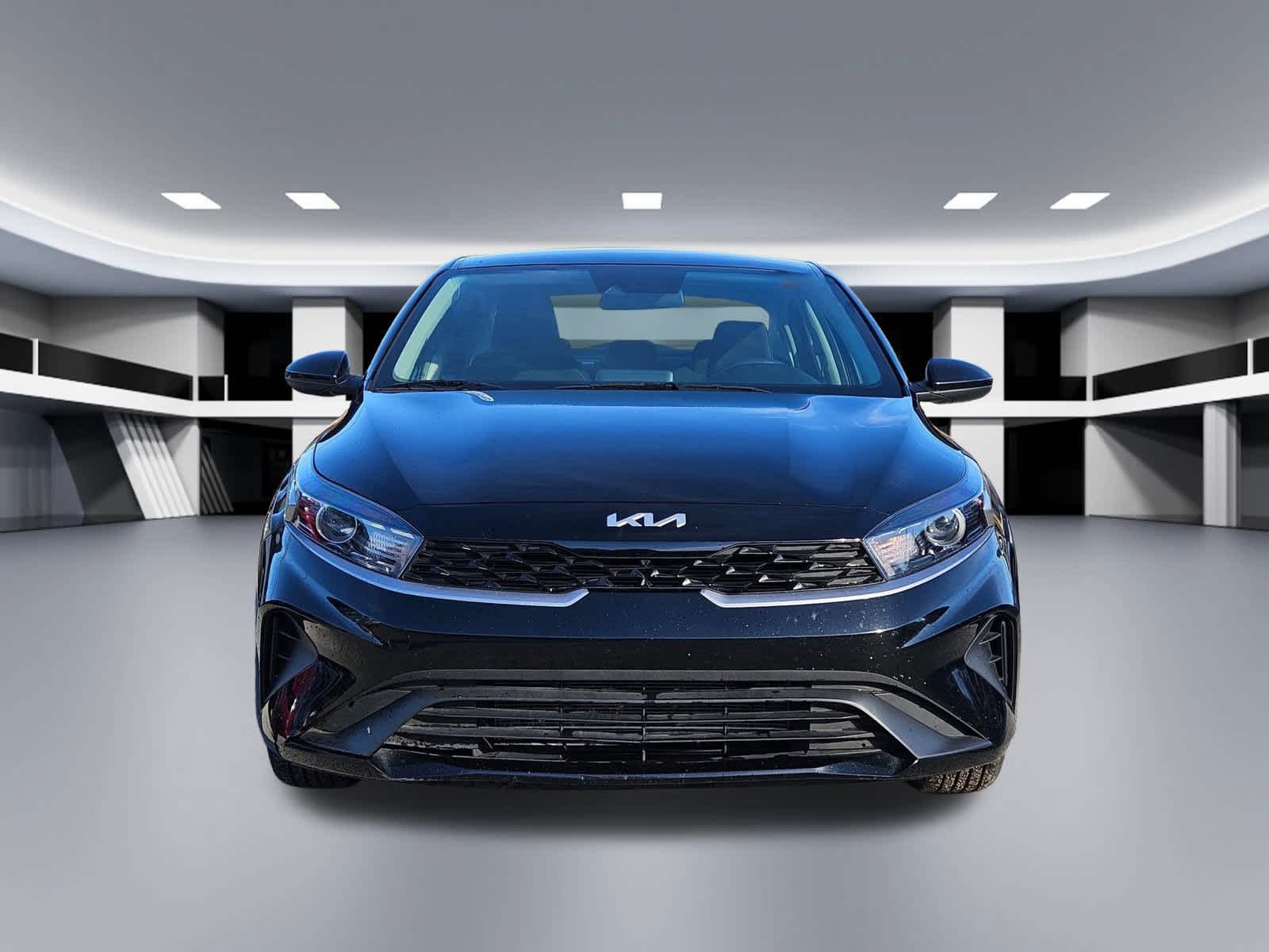 Thumbnail: 2024 Kia Forte - 8