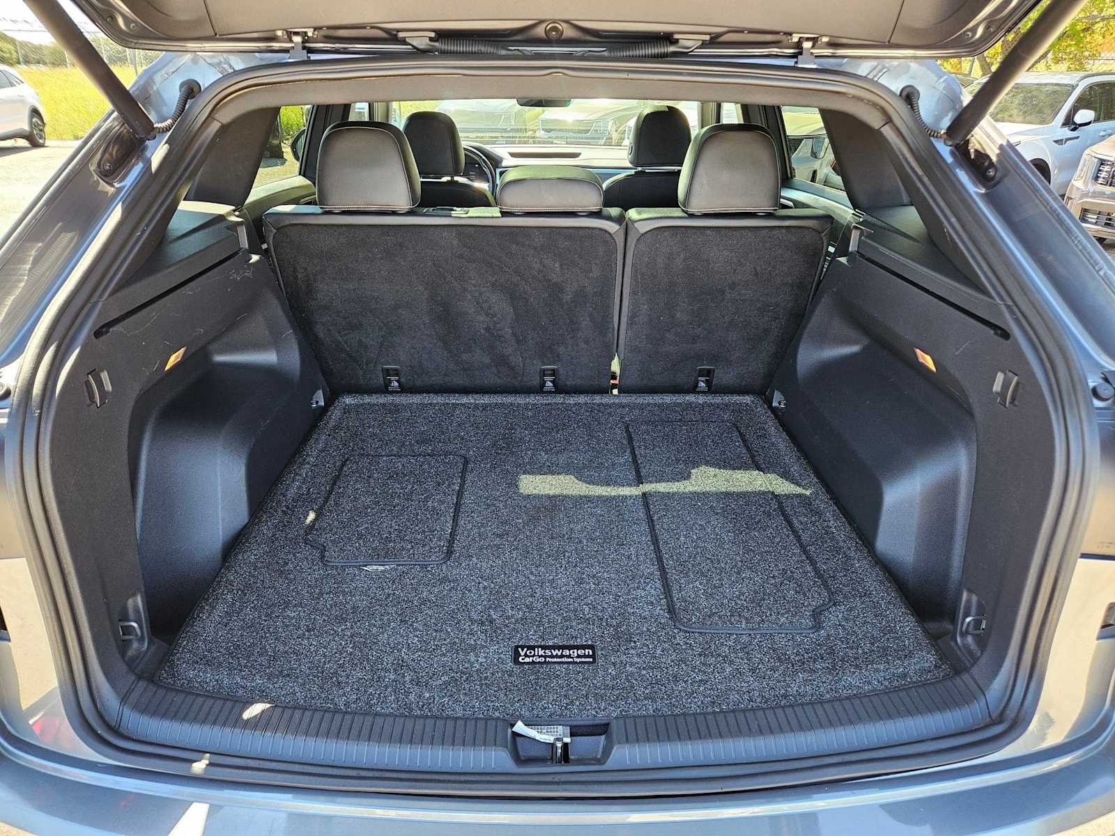 Thumbnail: 2022 Volkswagen Atlas - 33