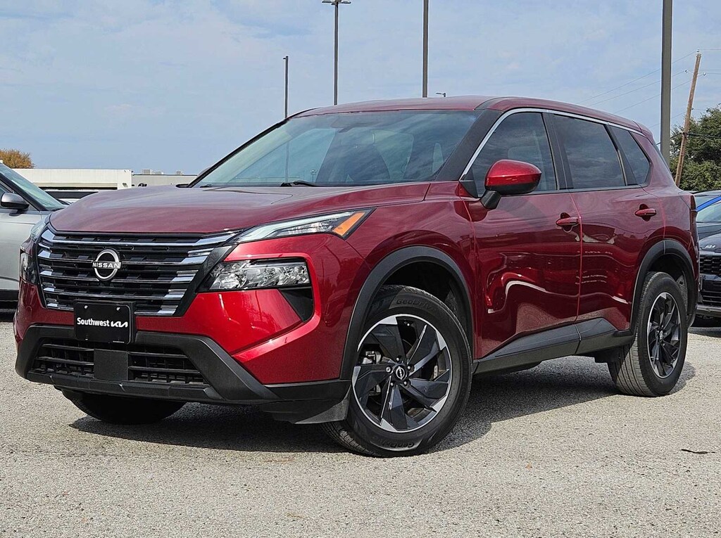 Used 2024 Nissan Rogue SV SUV