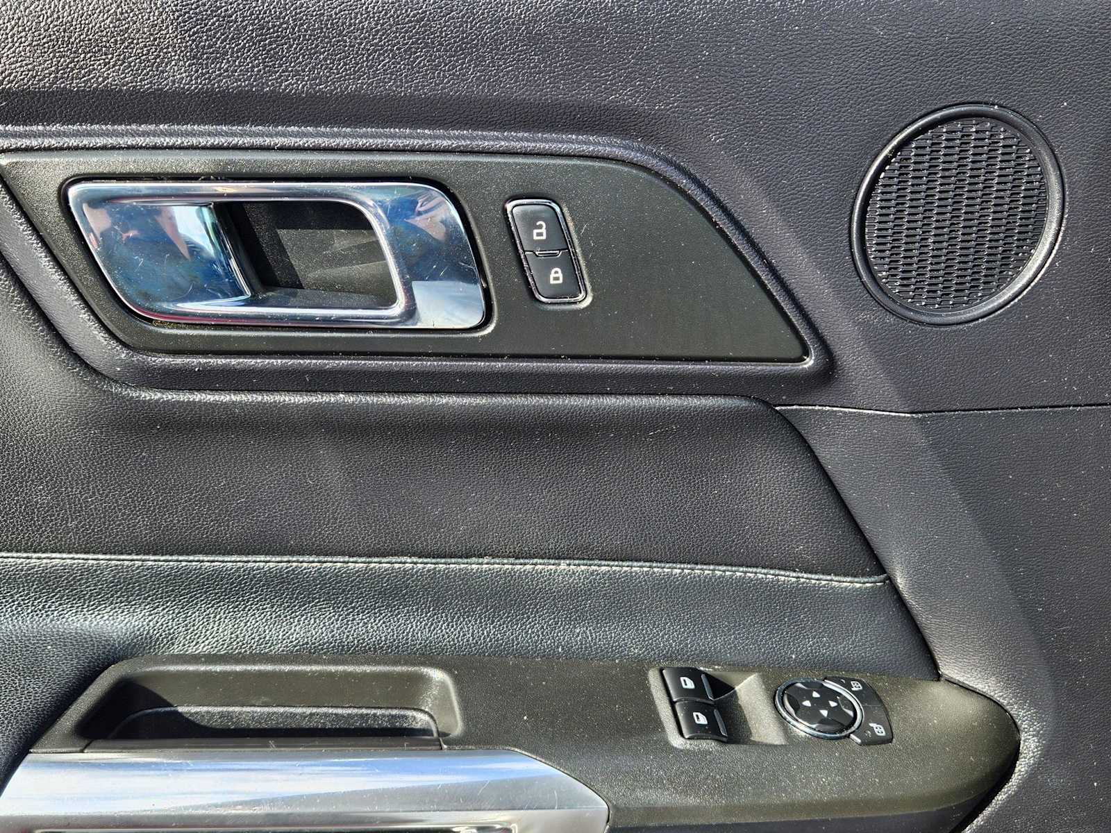 Thumbnail: 2015 Ford Mustang - 22