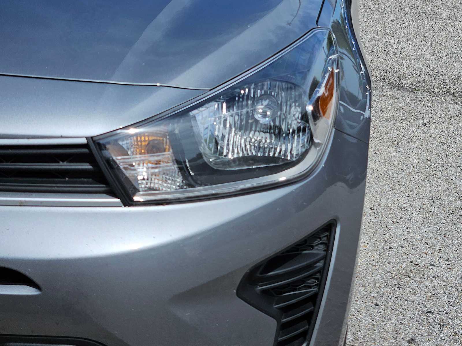 Thumbnail: 2023 Kia Rio - 7