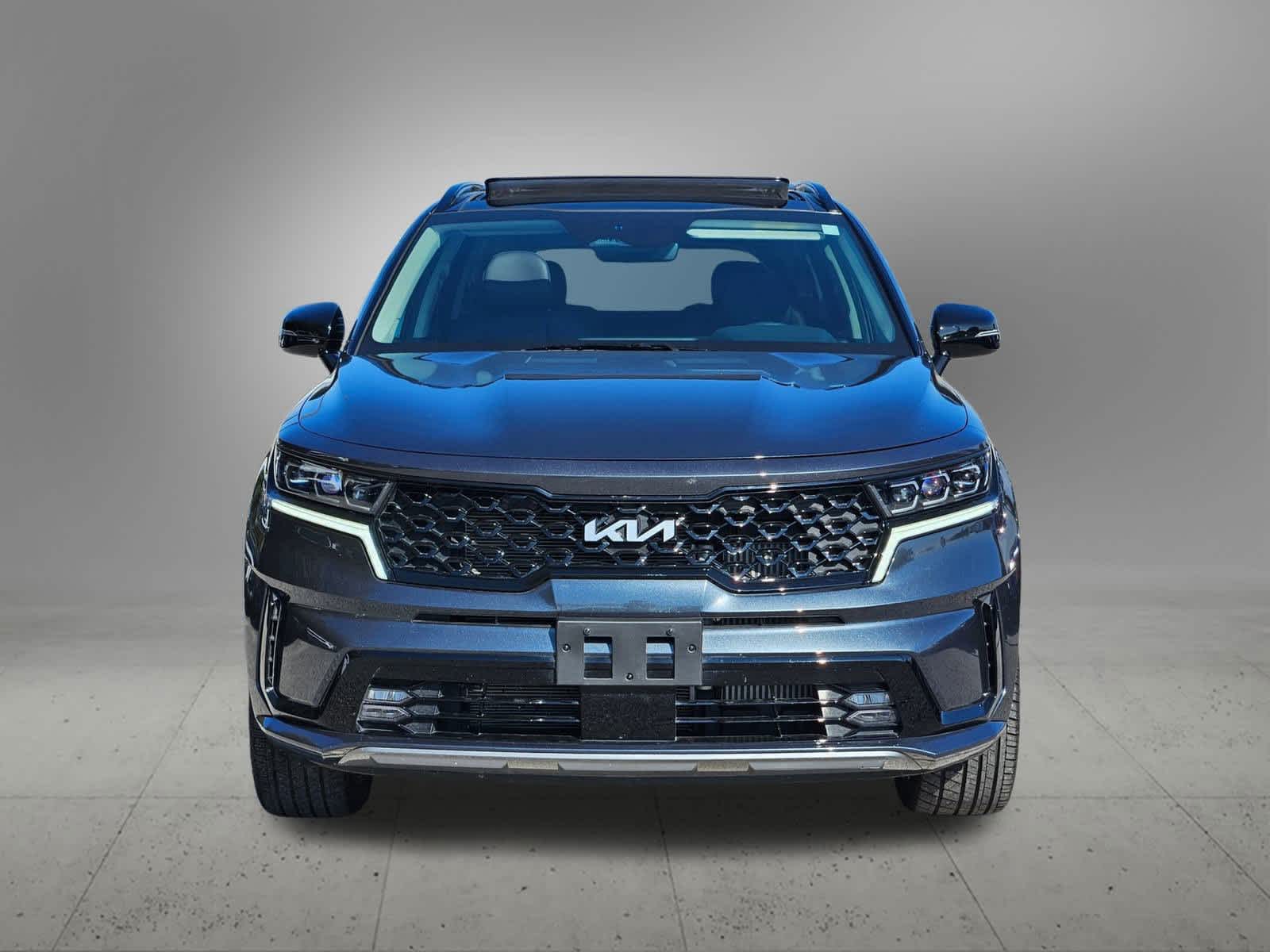 Thumbnail: 2023 Kia Sorento - 8
