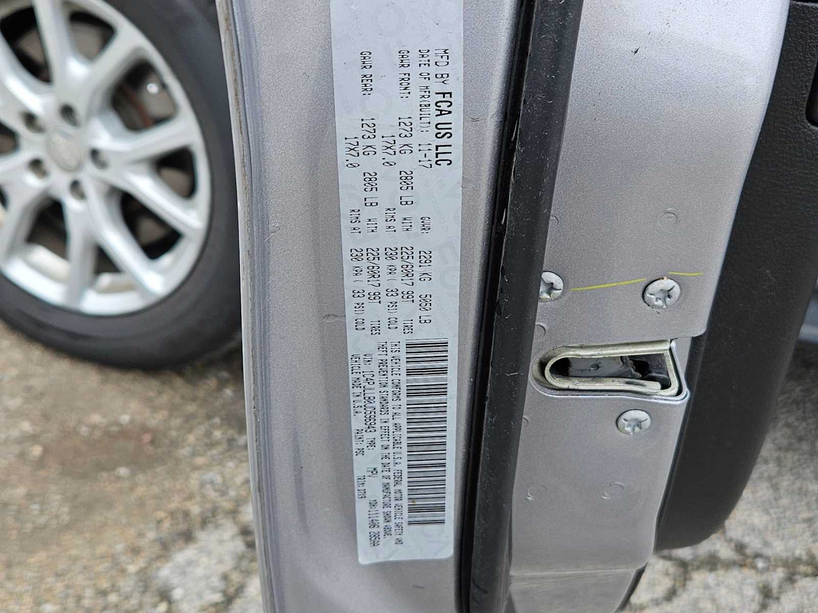 Thumbnail: 2018 Jeep Cherokee - 20