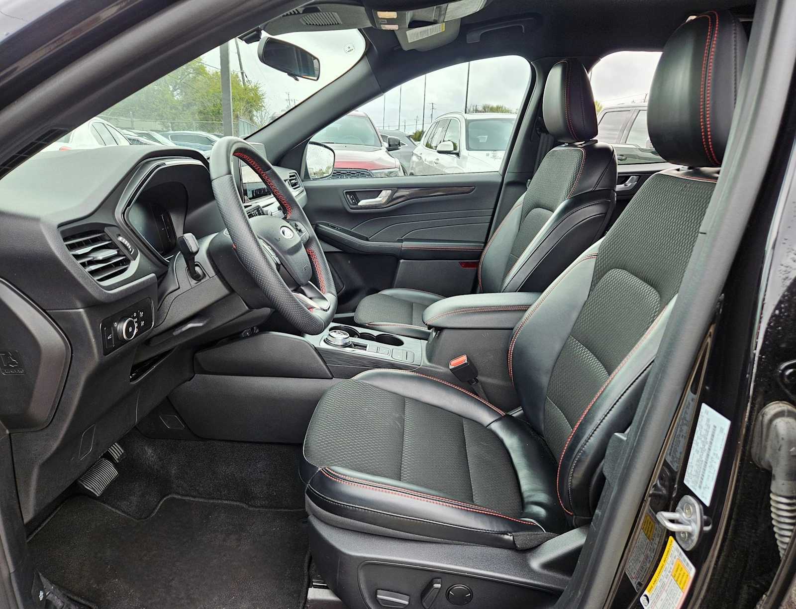 Thumbnail: 2025 Ford Escape - 15