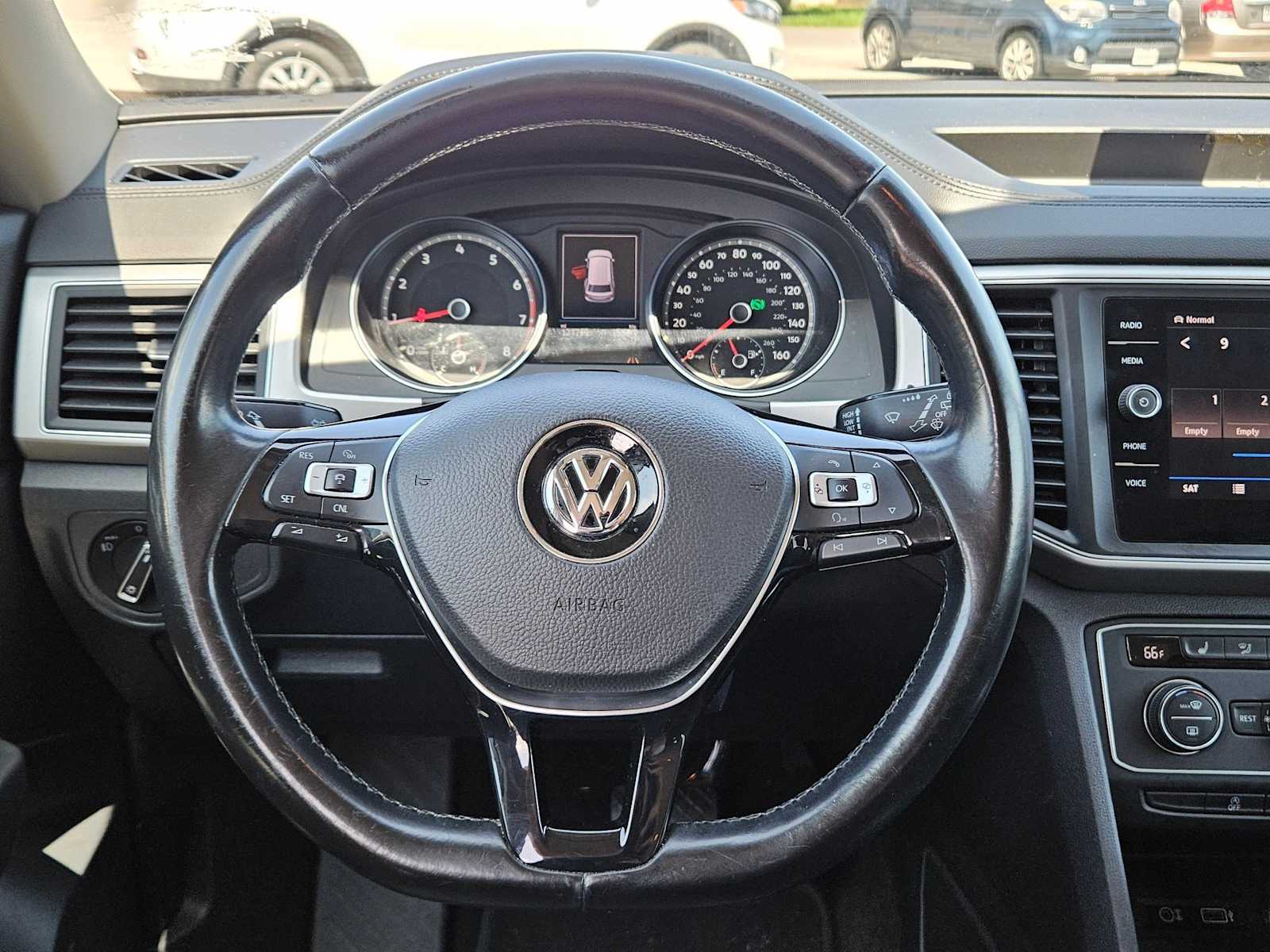 2018 Volkswagen Atlas SE 16