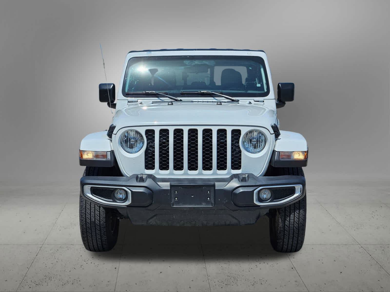Thumbnail: 2023 Jeep Gladiator - 9