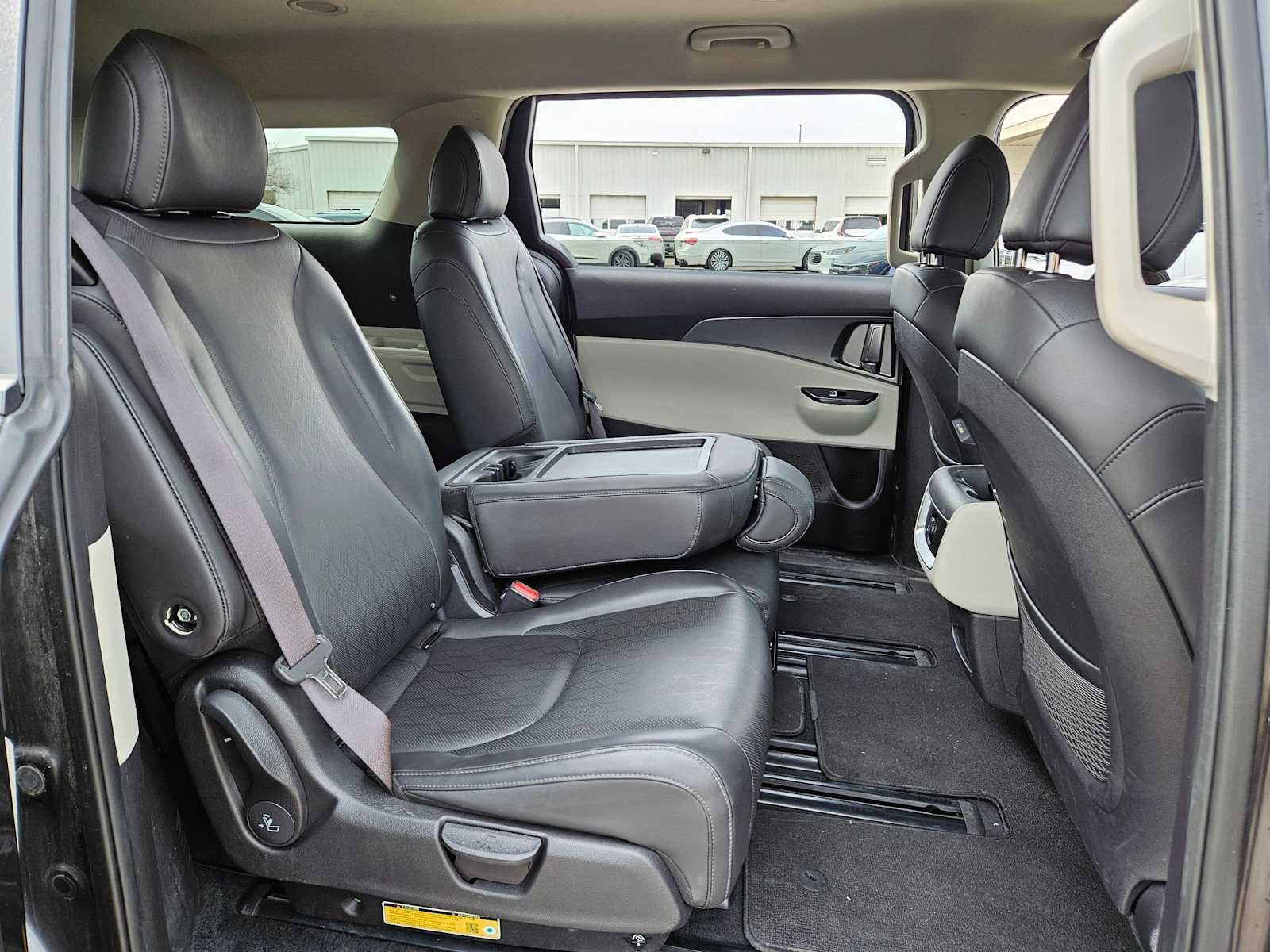 Thumbnail: 2024 Kia Carnival - 22