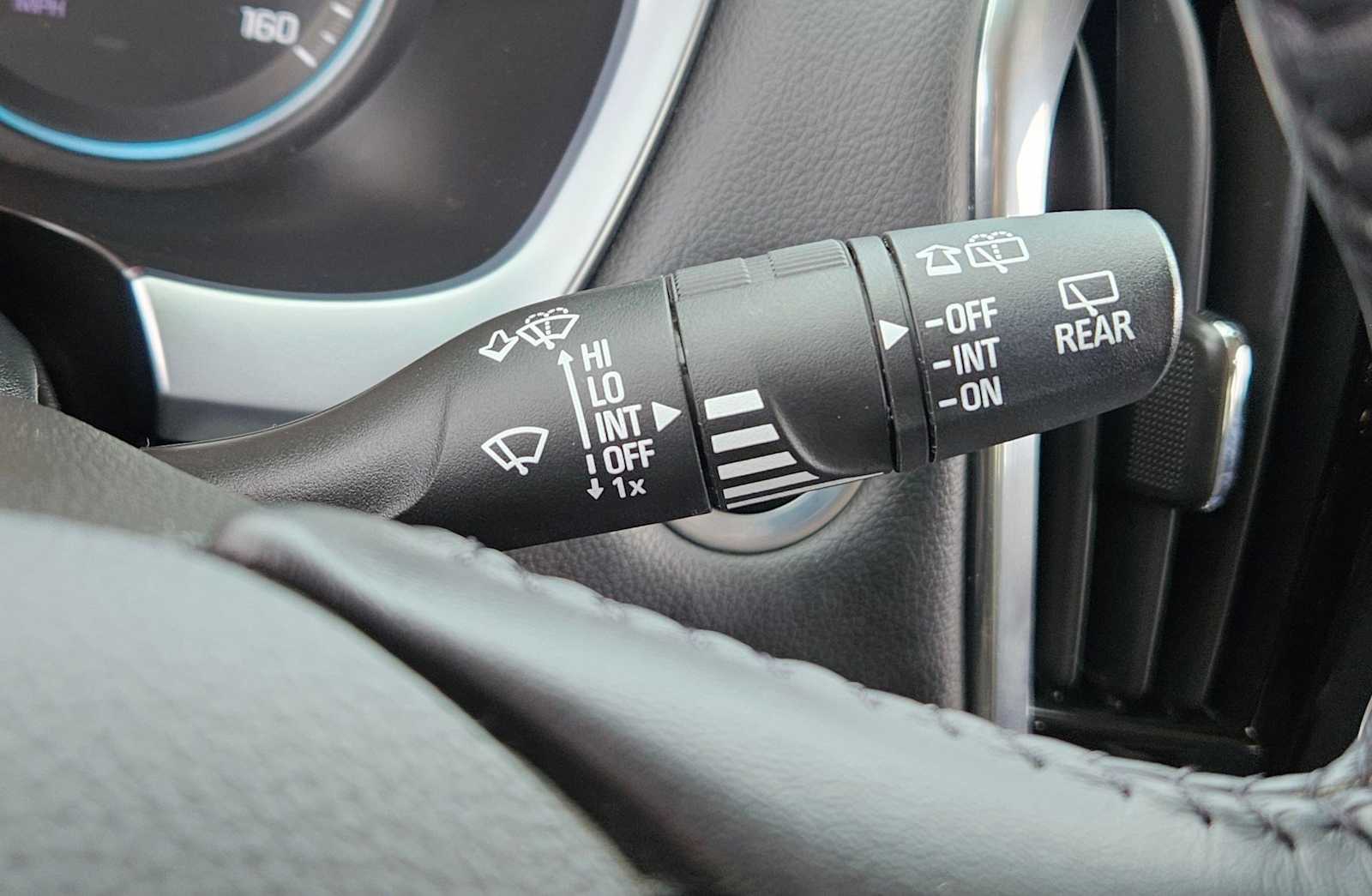 Thumbnail: 2020 Chevrolet Traverse - 28