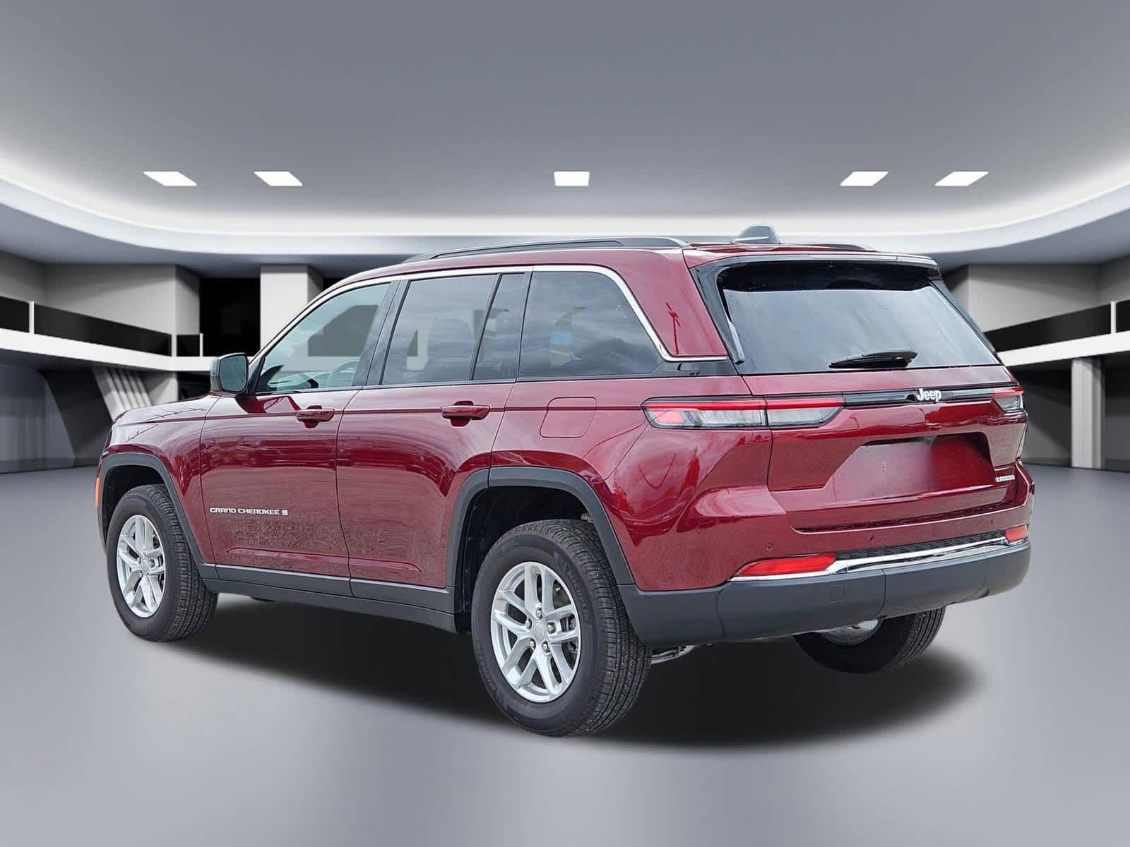 Thumbnail: 2025 Jeep Grand Cherokee - 4