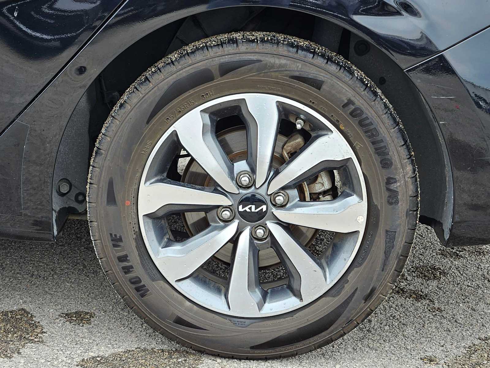 Thumbnail: 2022 Kia Rio - 14