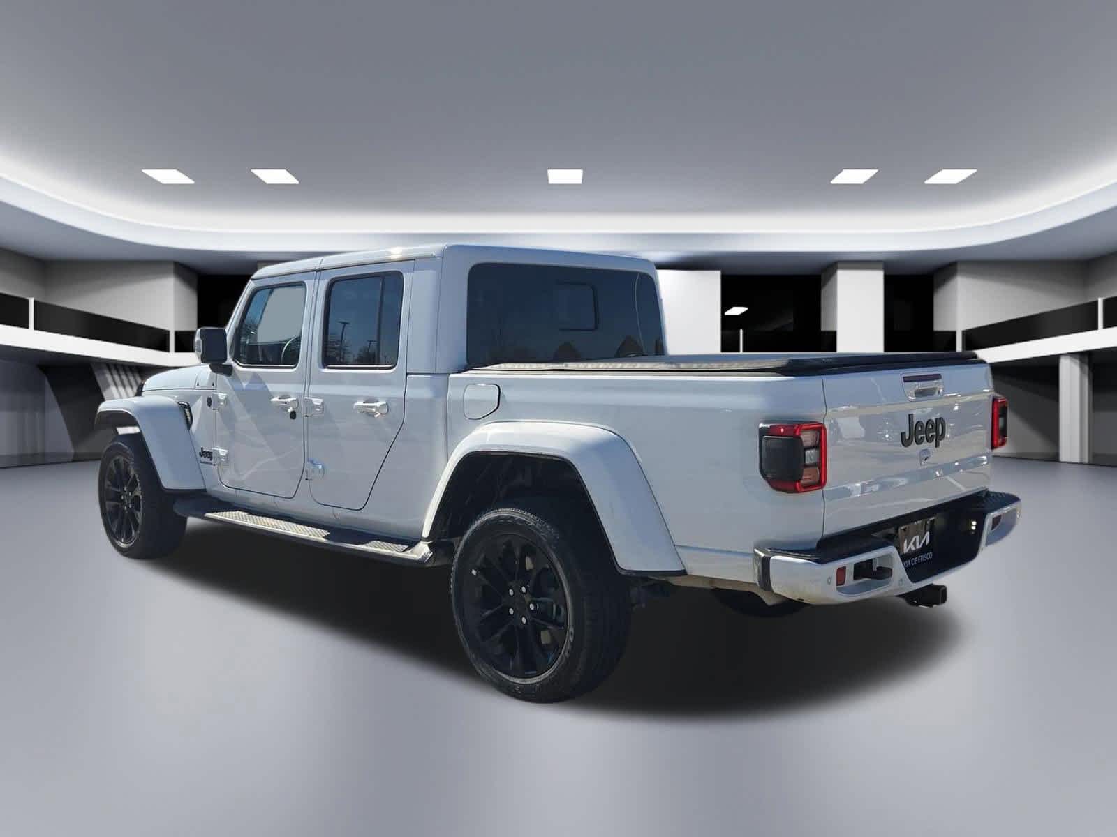 Thumbnail: 2023 Jeep Gladiator - 4