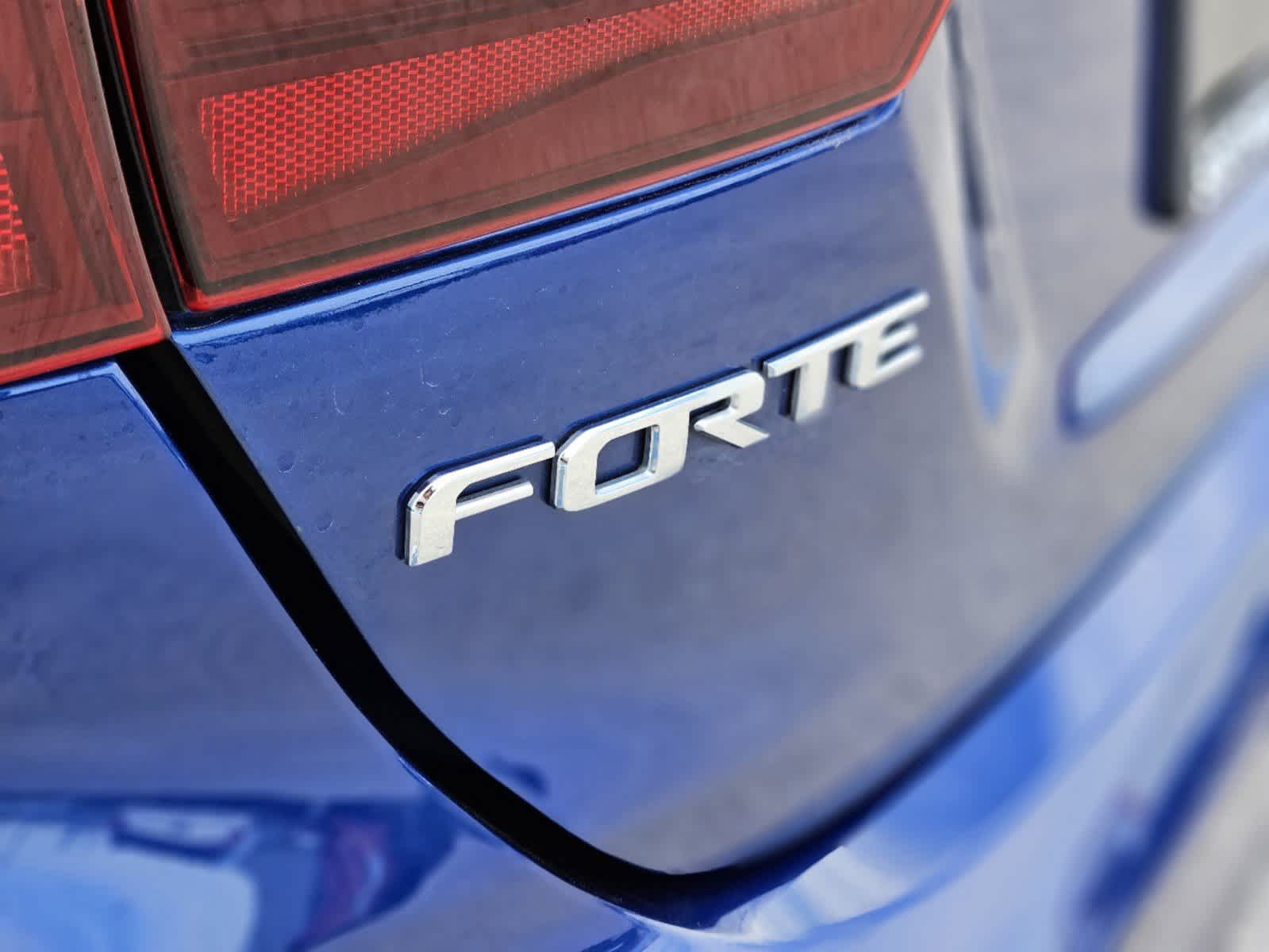 Thumbnail: 2020 Kia Forte - 13