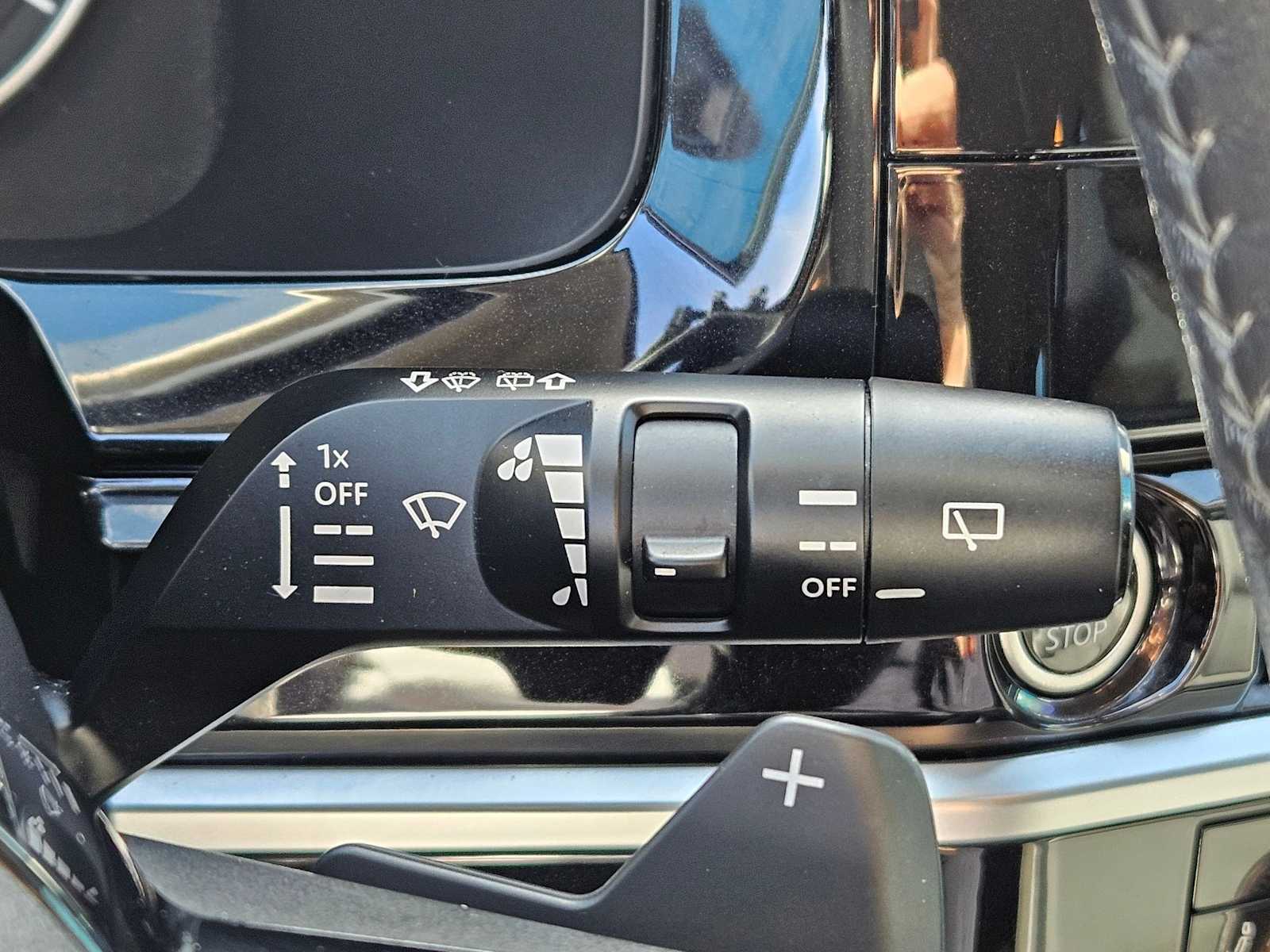 Thumbnail: 2022 Nissan Pathfinder - 19