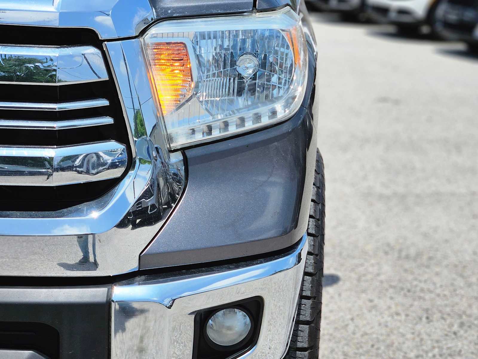 Thumbnail: 2016 Toyota Tundra - 11