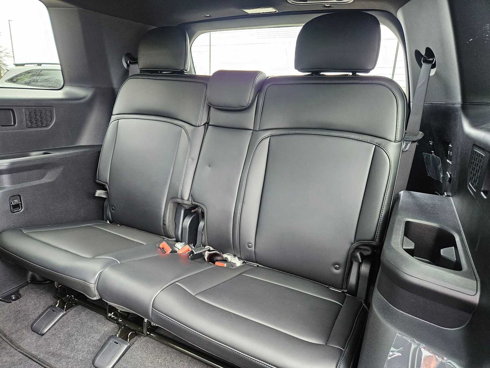 Thumbnail: 2027 Kia Telluride - 21