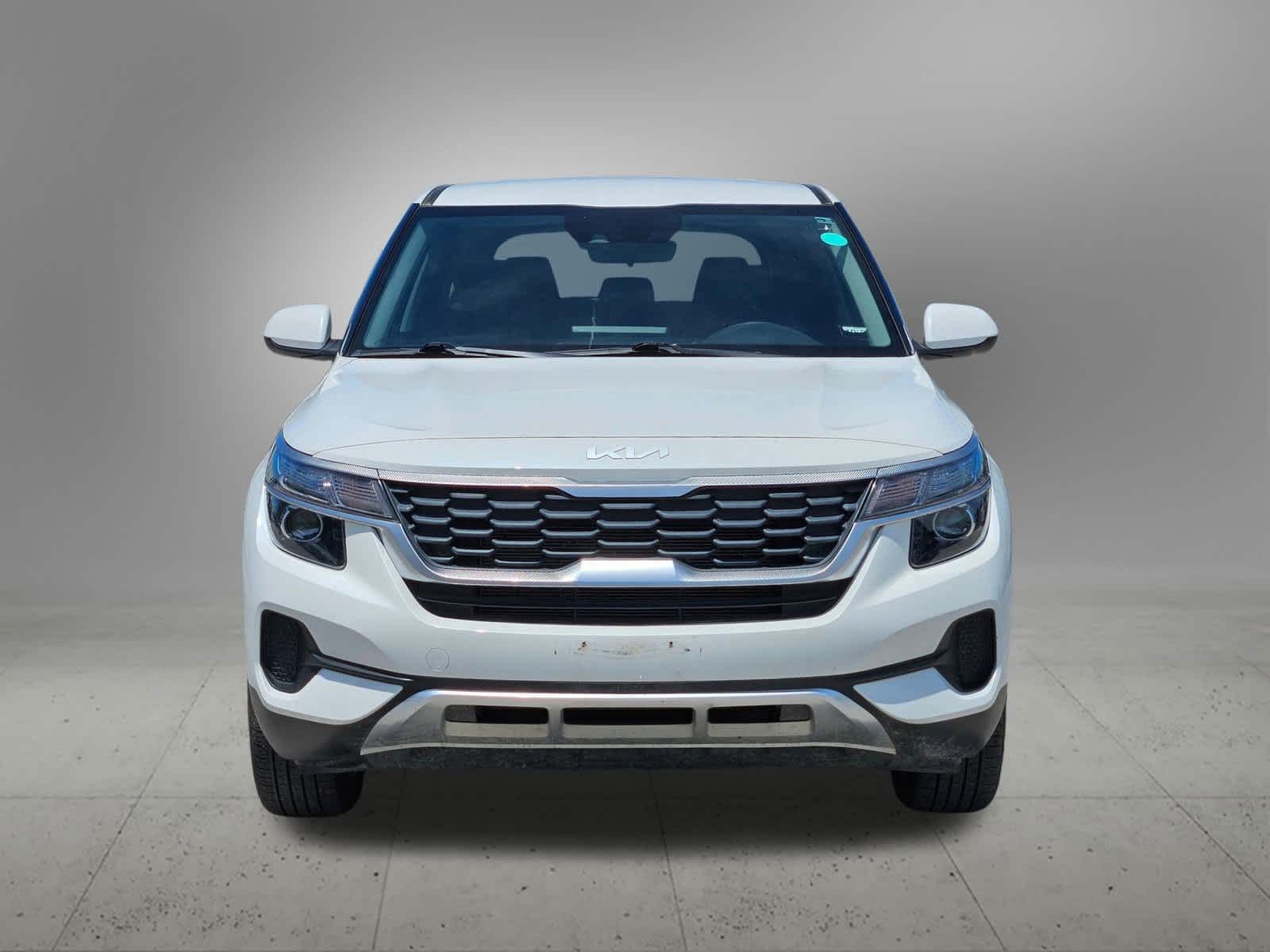 Thumbnail: 2022 Kia Seltos - 7