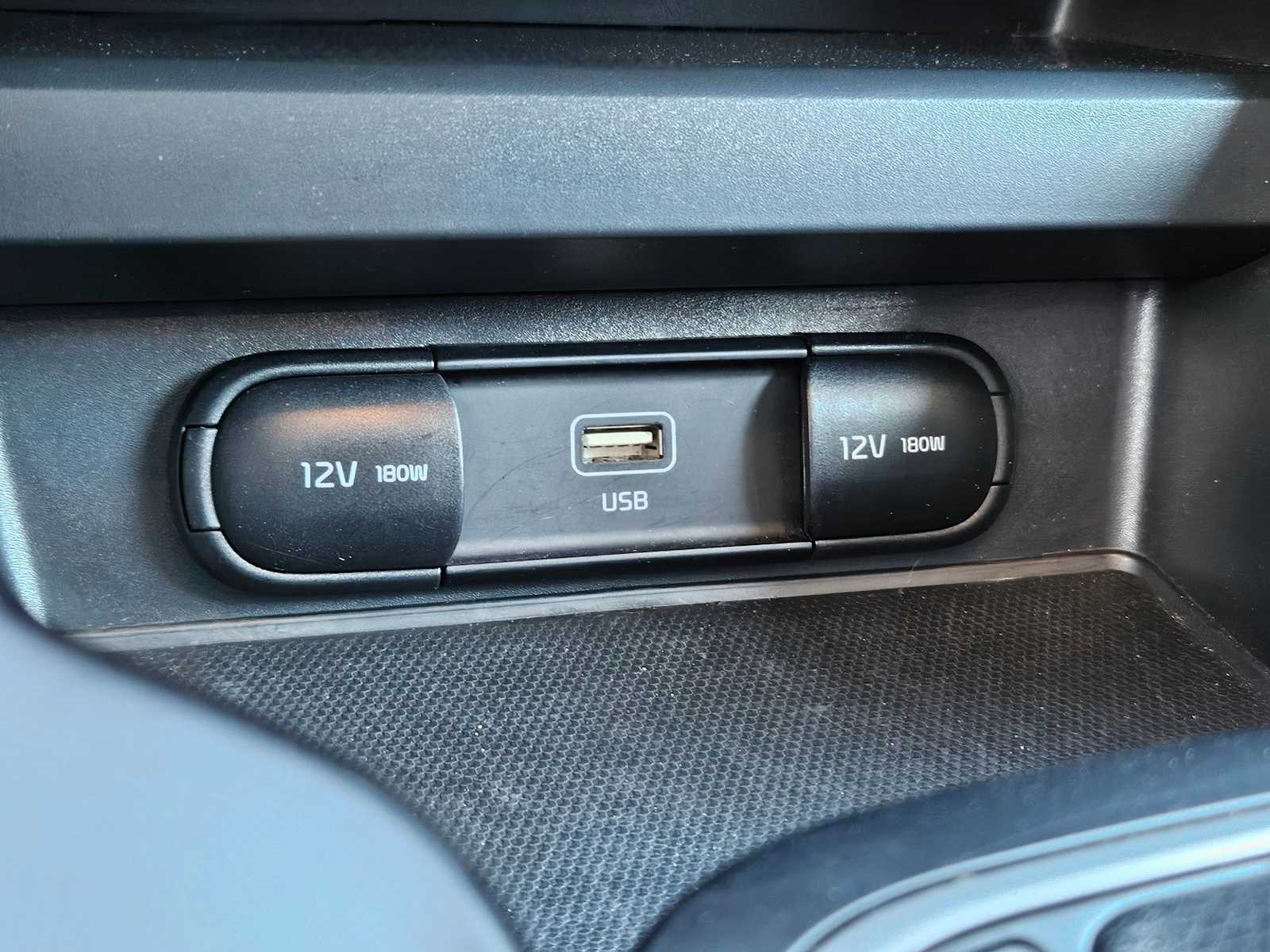 Thumbnail: 2024 Kia Soul - 30