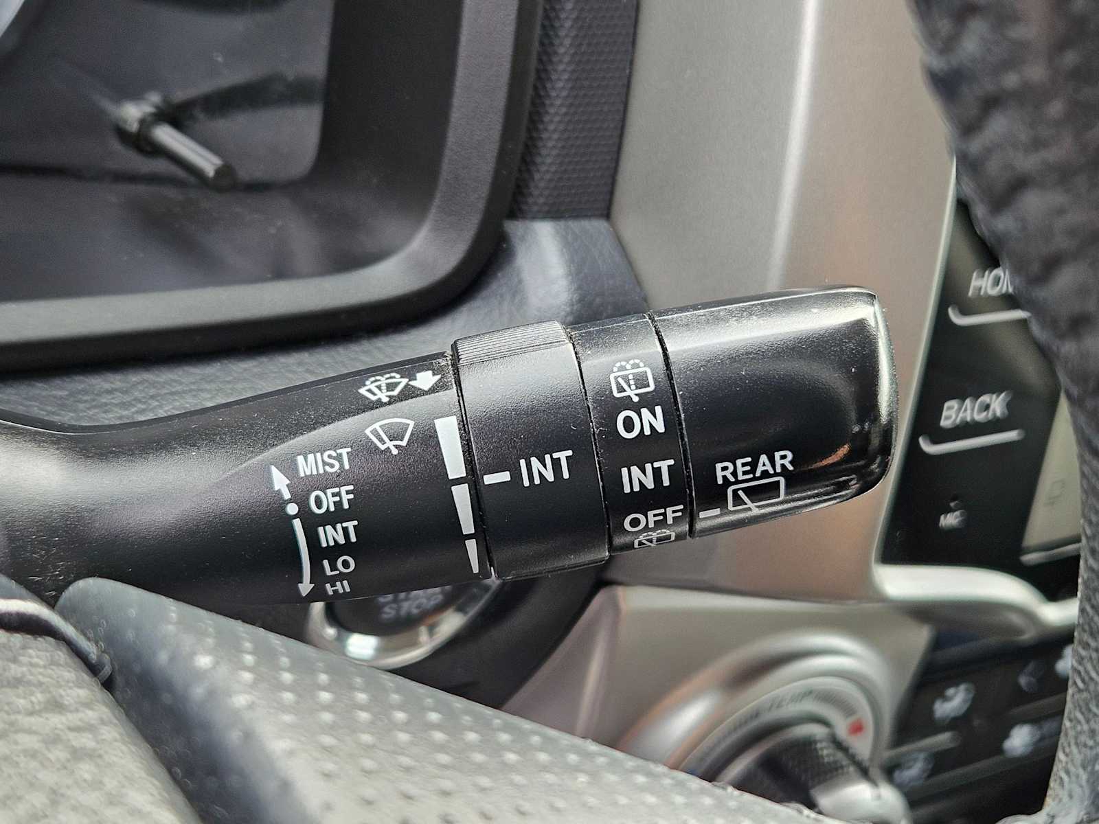 Thumbnail: 2018 Toyota 4Runner - 25