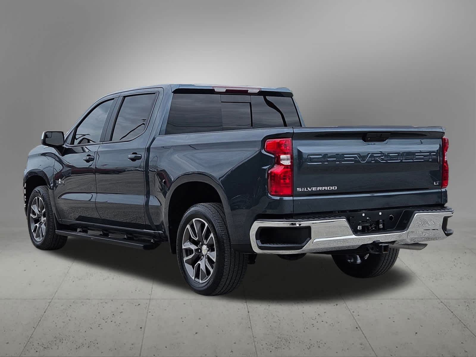 Thumbnail: 2021 Chevrolet Silverado 1500 - 4