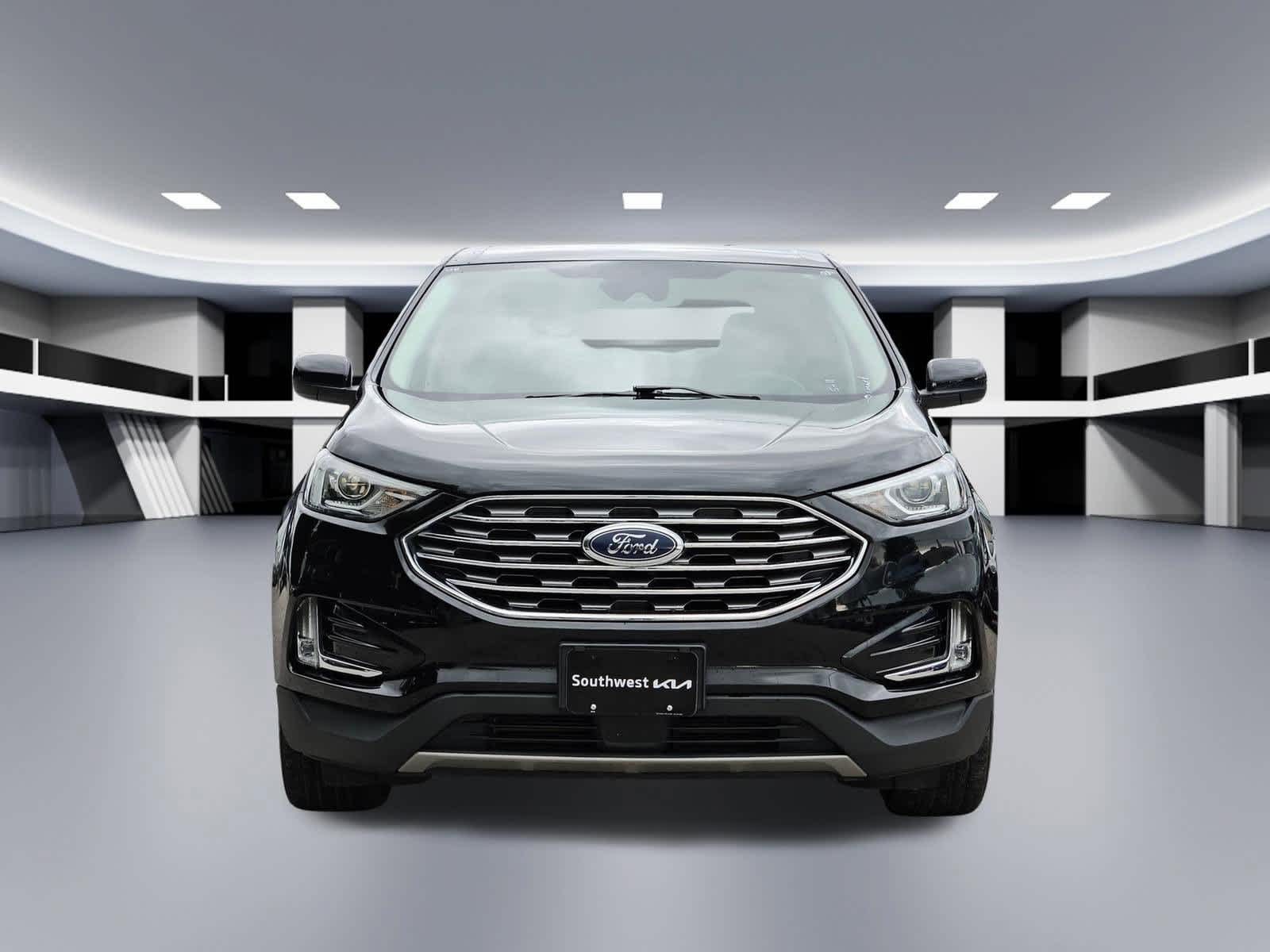 Thumbnail: 2021 Ford Edge - 9