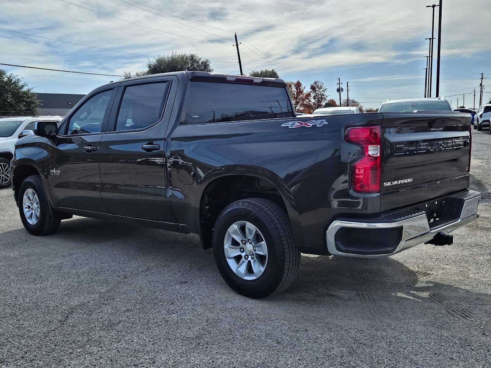 Thumbnail: 2021 Chevrolet Silverado 1500 - 4