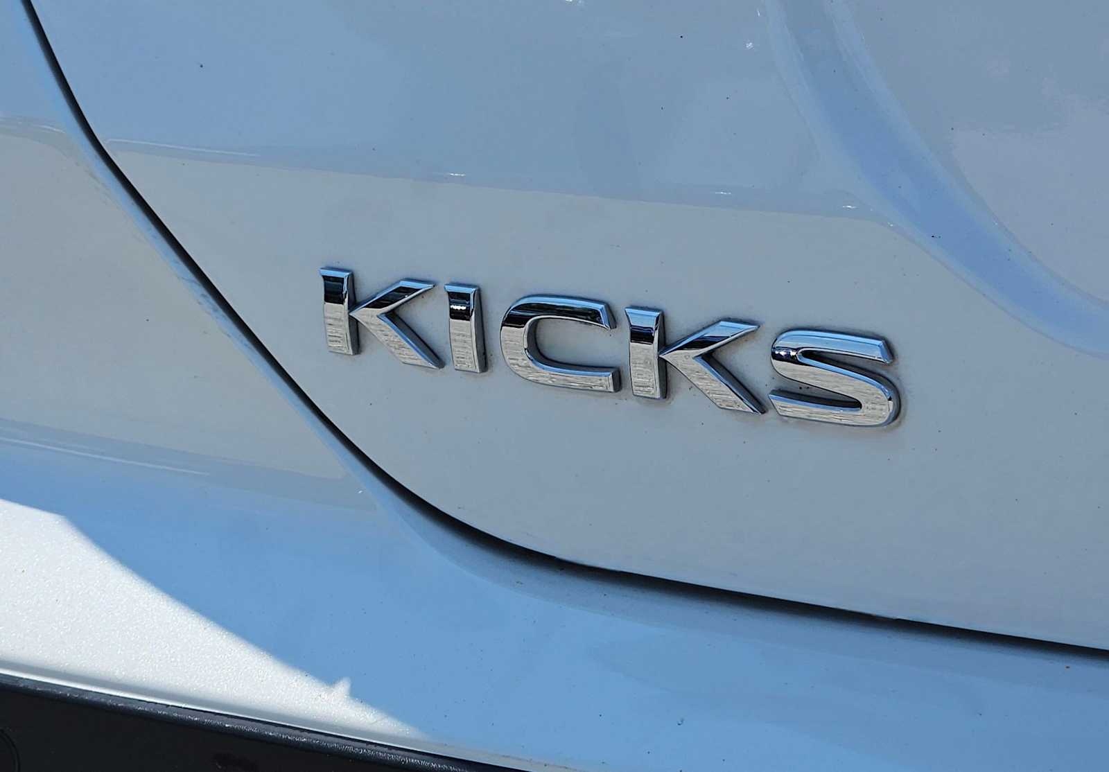 Thumbnail: 2023 Nissan Kicks - 8
