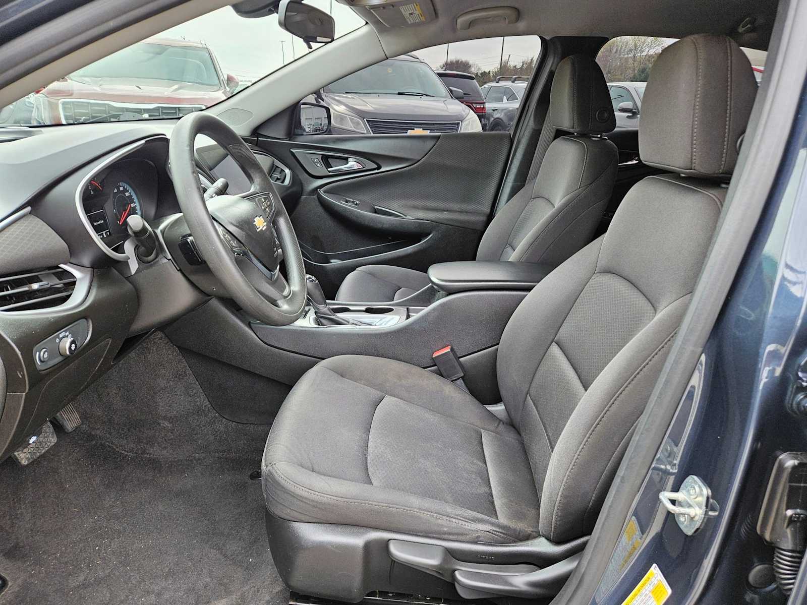 Thumbnail: 2020 Chevrolet Malibu - 16