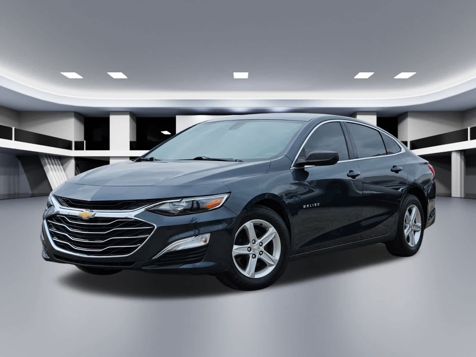 Thumbnail: 2020 Chevrolet Malibu - 1