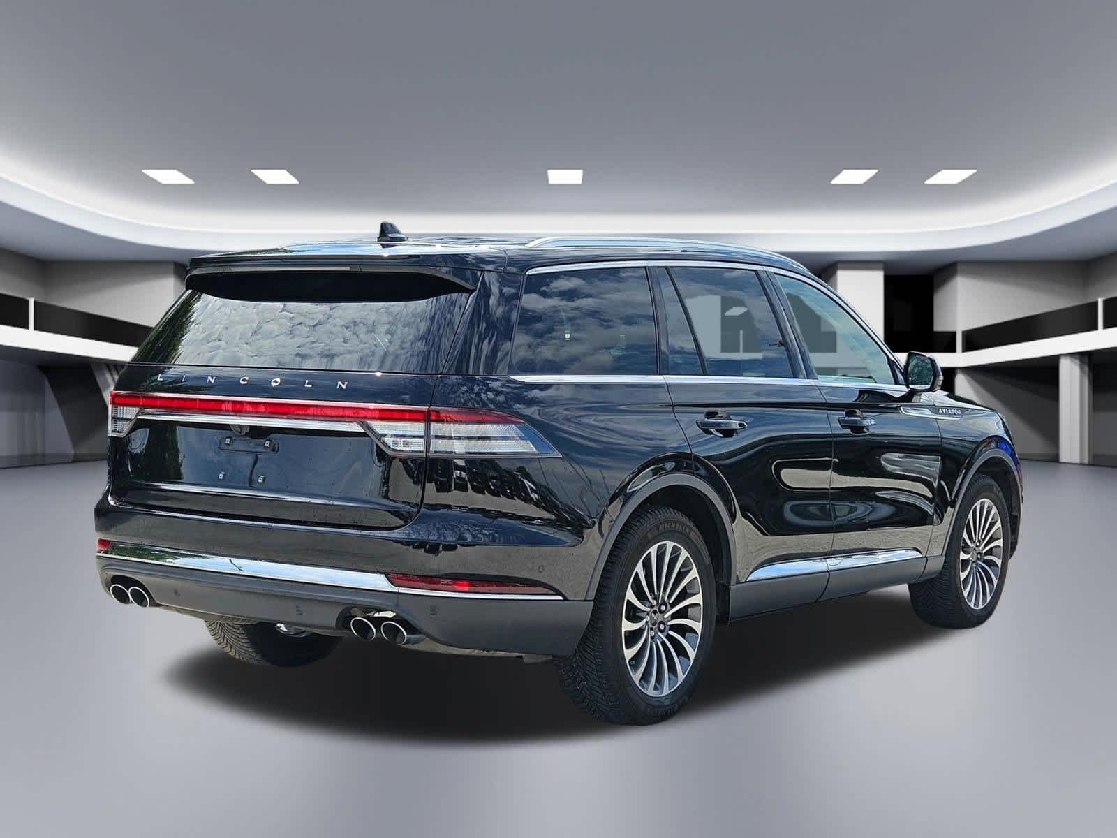 Thumbnail: 2021 Lincoln Aviator - 5