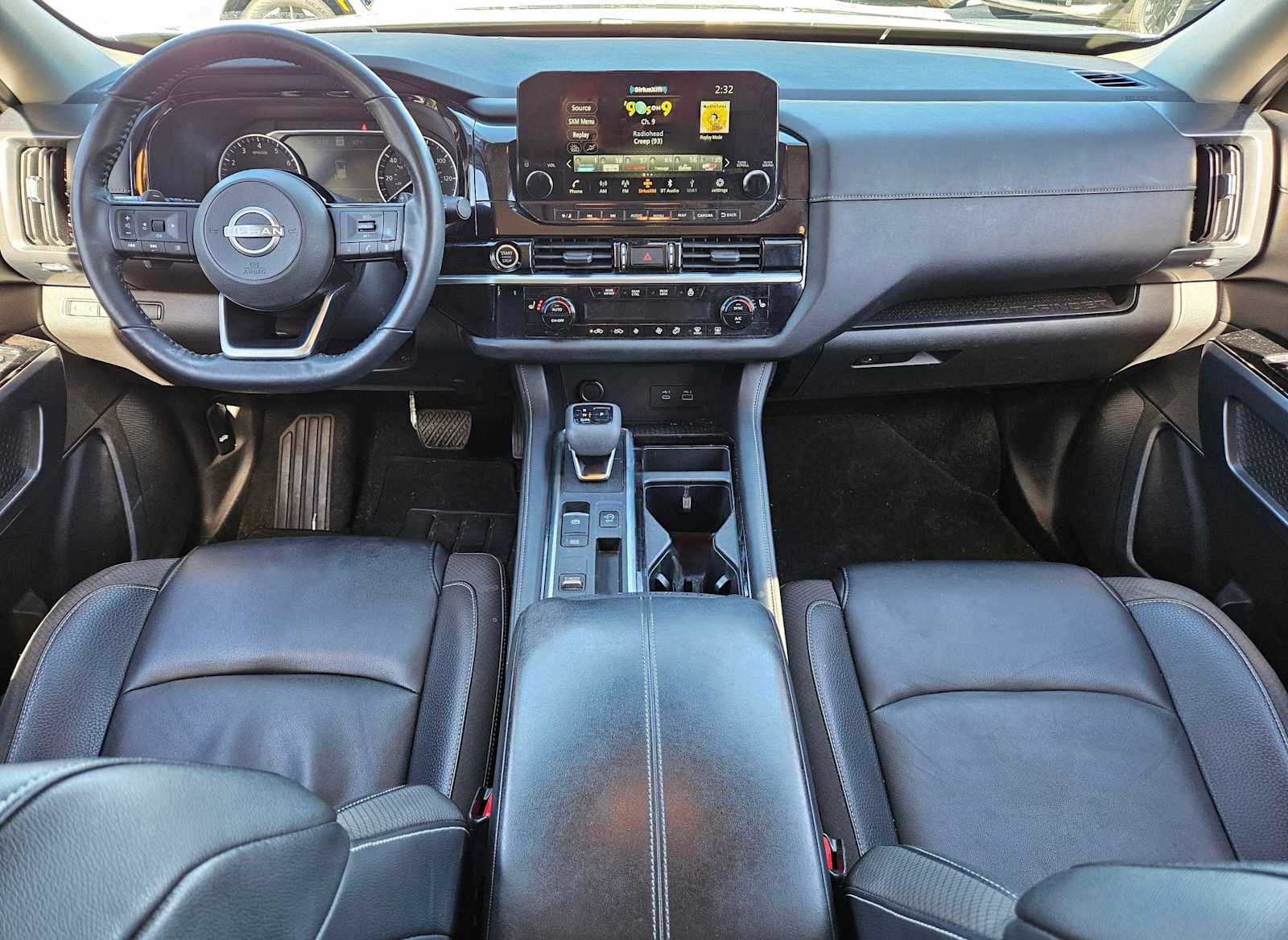 Thumbnail: 2022 Nissan Pathfinder - 12