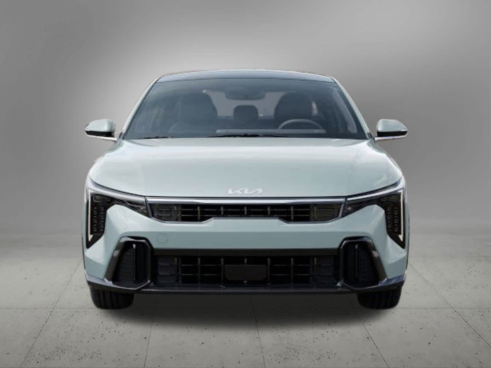 2025 Kia K4 GT-Line Turbo photo 2