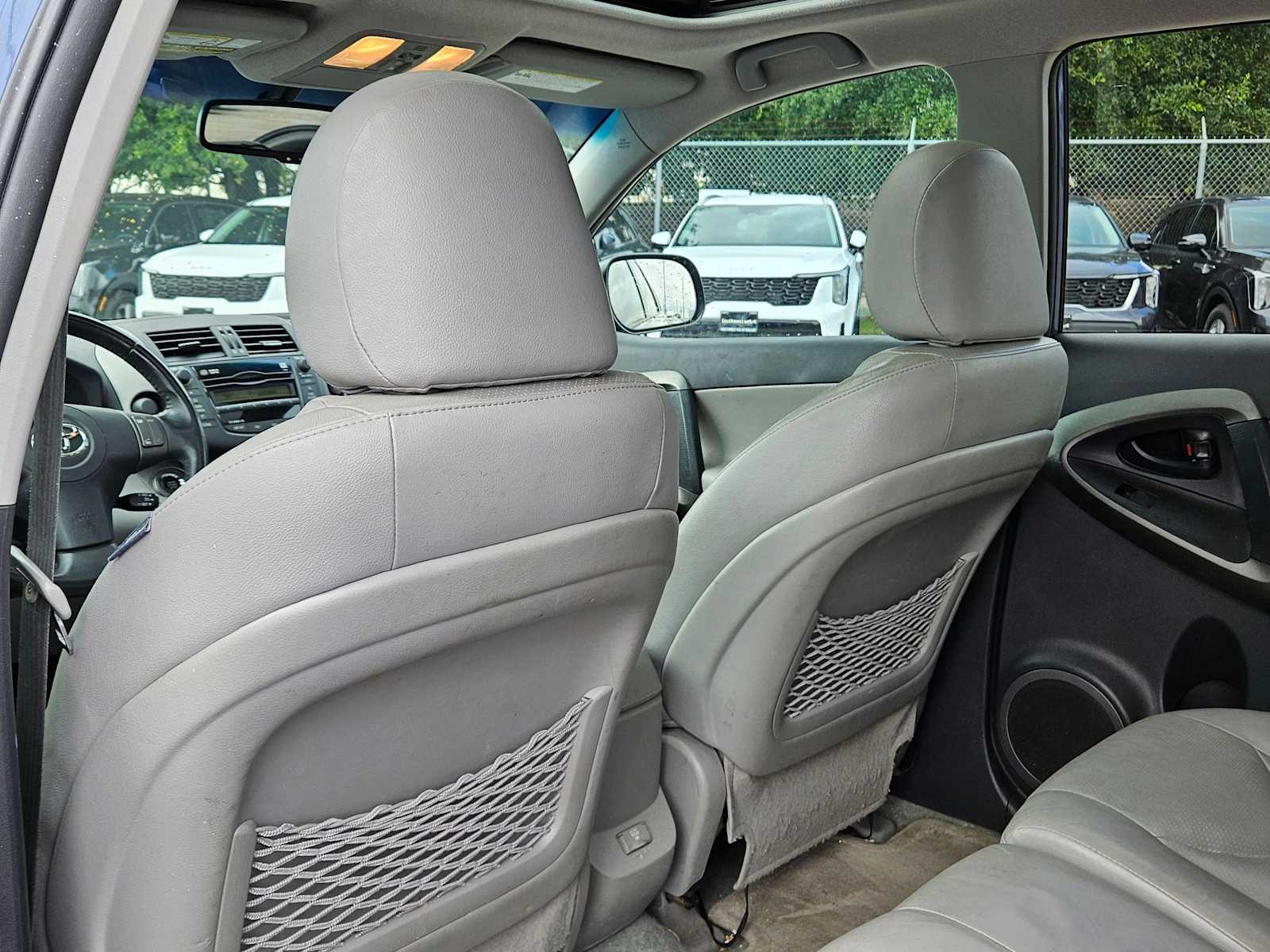 Thumbnail: 2011 Toyota RAV4 - 16