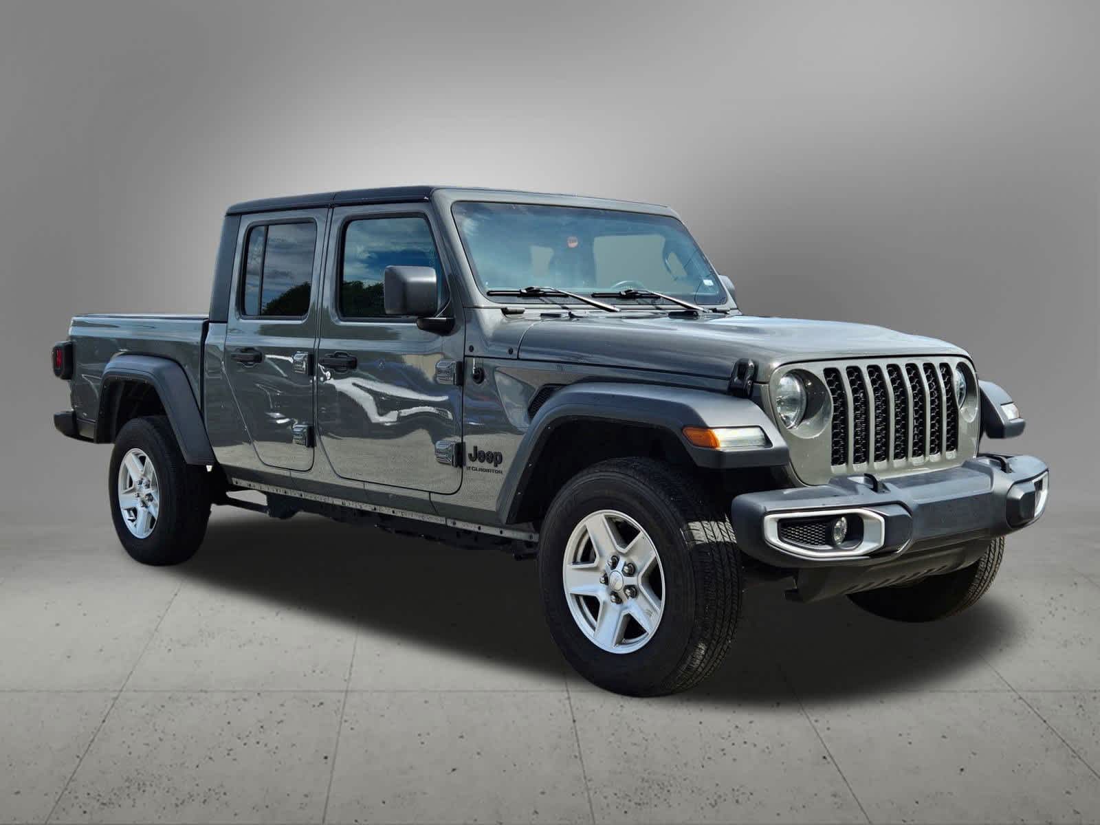 Thumbnail: 2023 Jeep Gladiator - 8