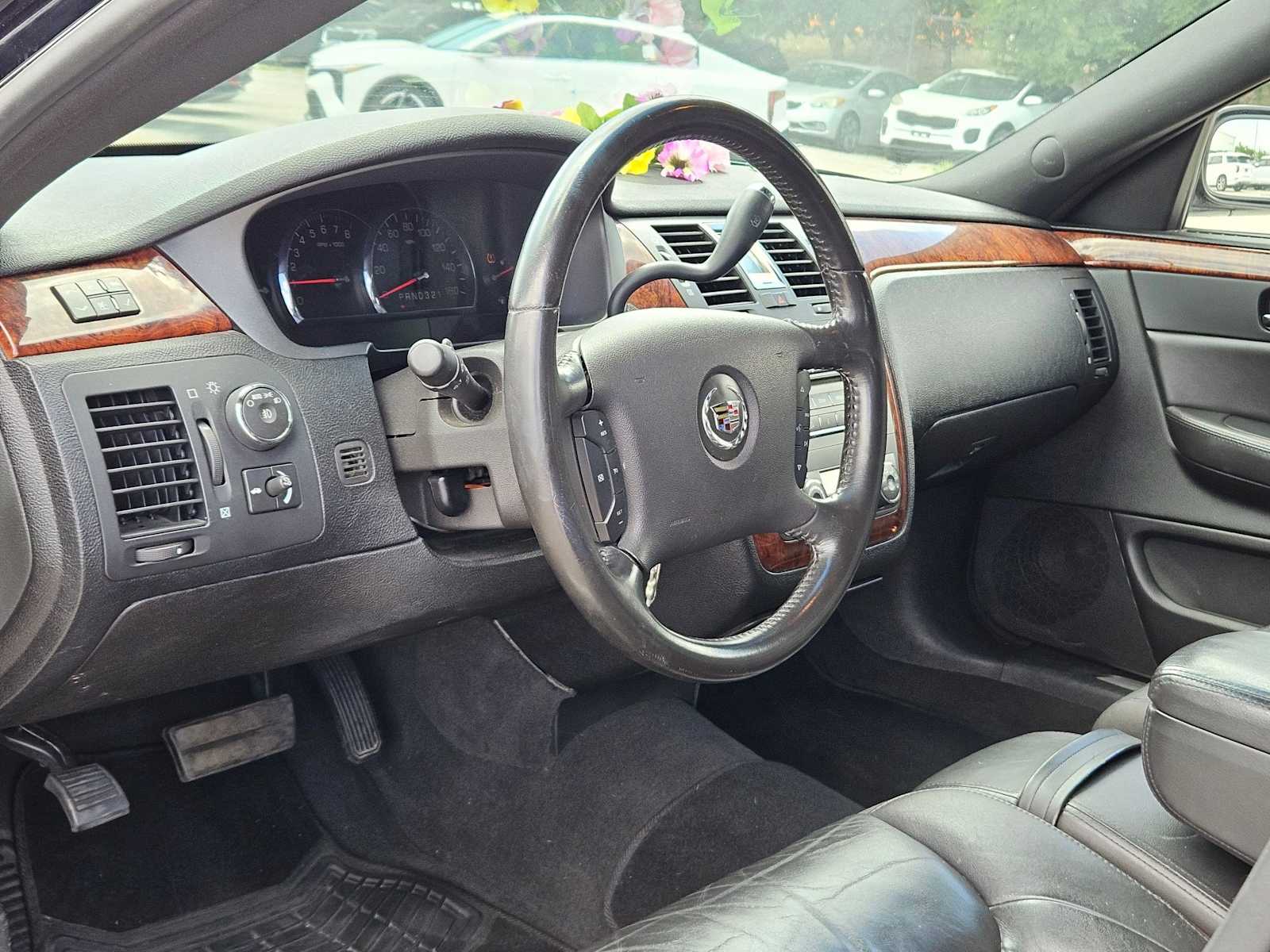 Thumbnail: 2007 Cadillac DTS - 2