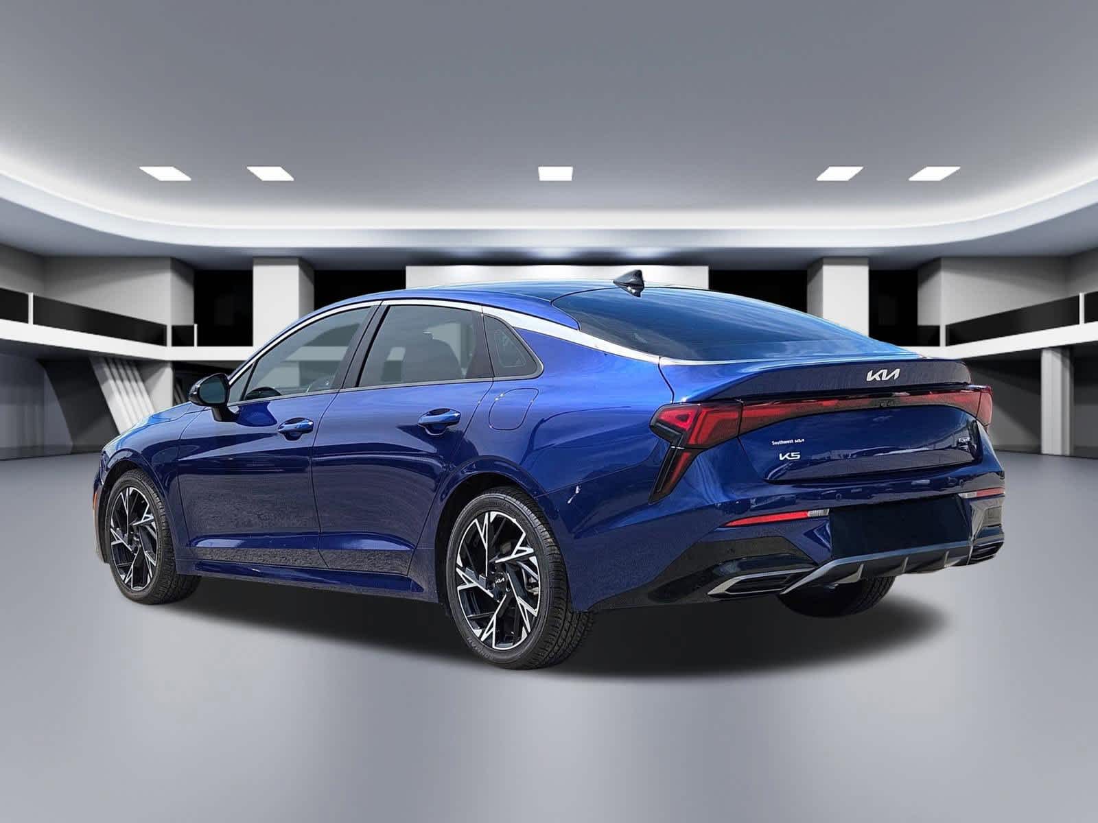 Thumbnail: 2025 Kia K5 - 4