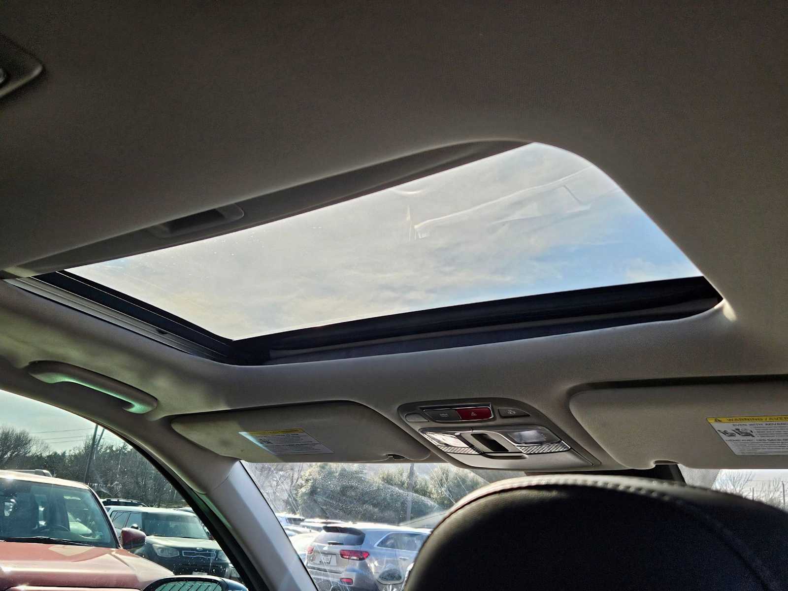 Thumbnail: 2023 Kia Telluride - 19